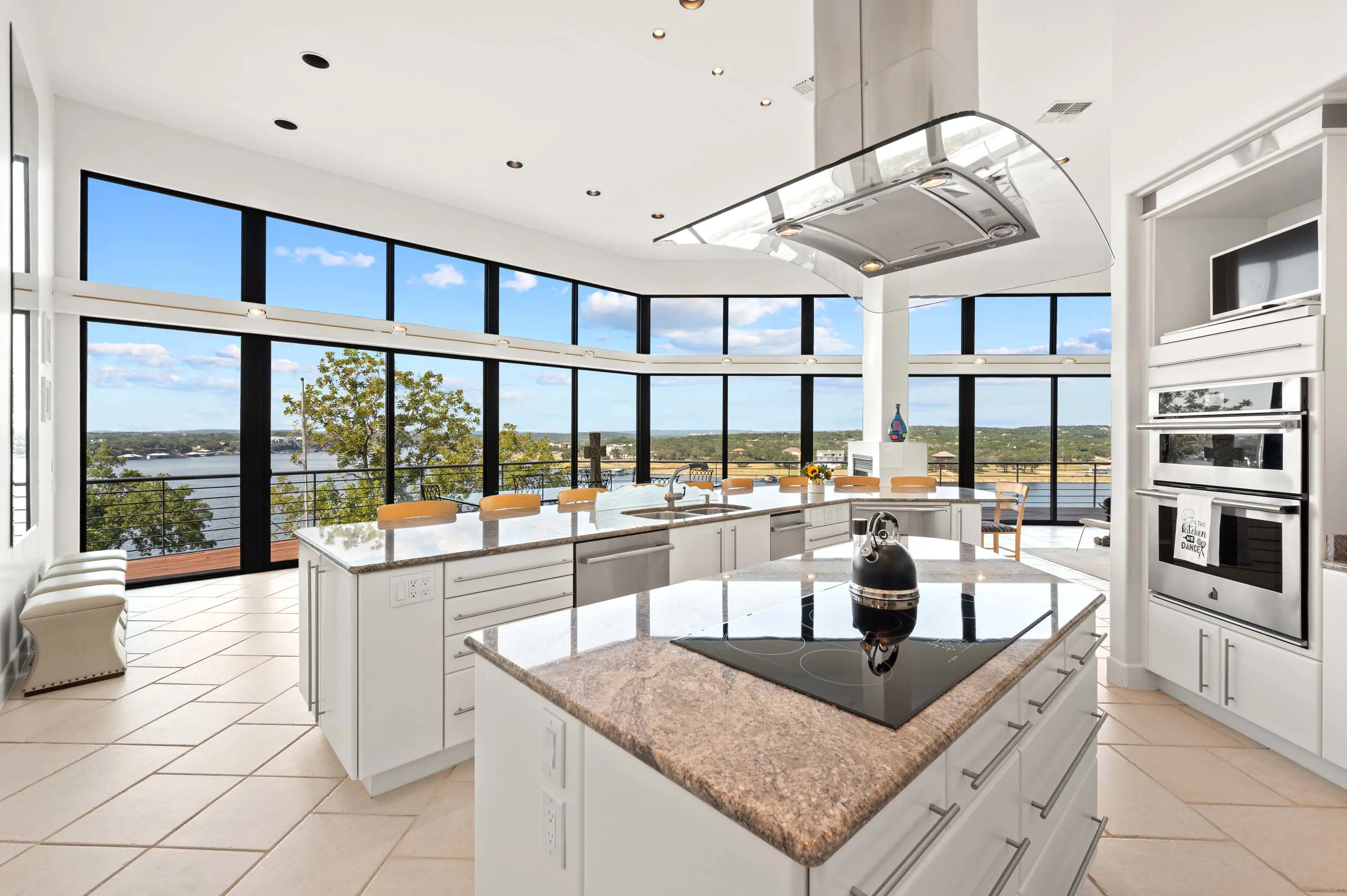 09 21808 Briarcliff Drive - Luxury Real Estate - Concierge Auctions