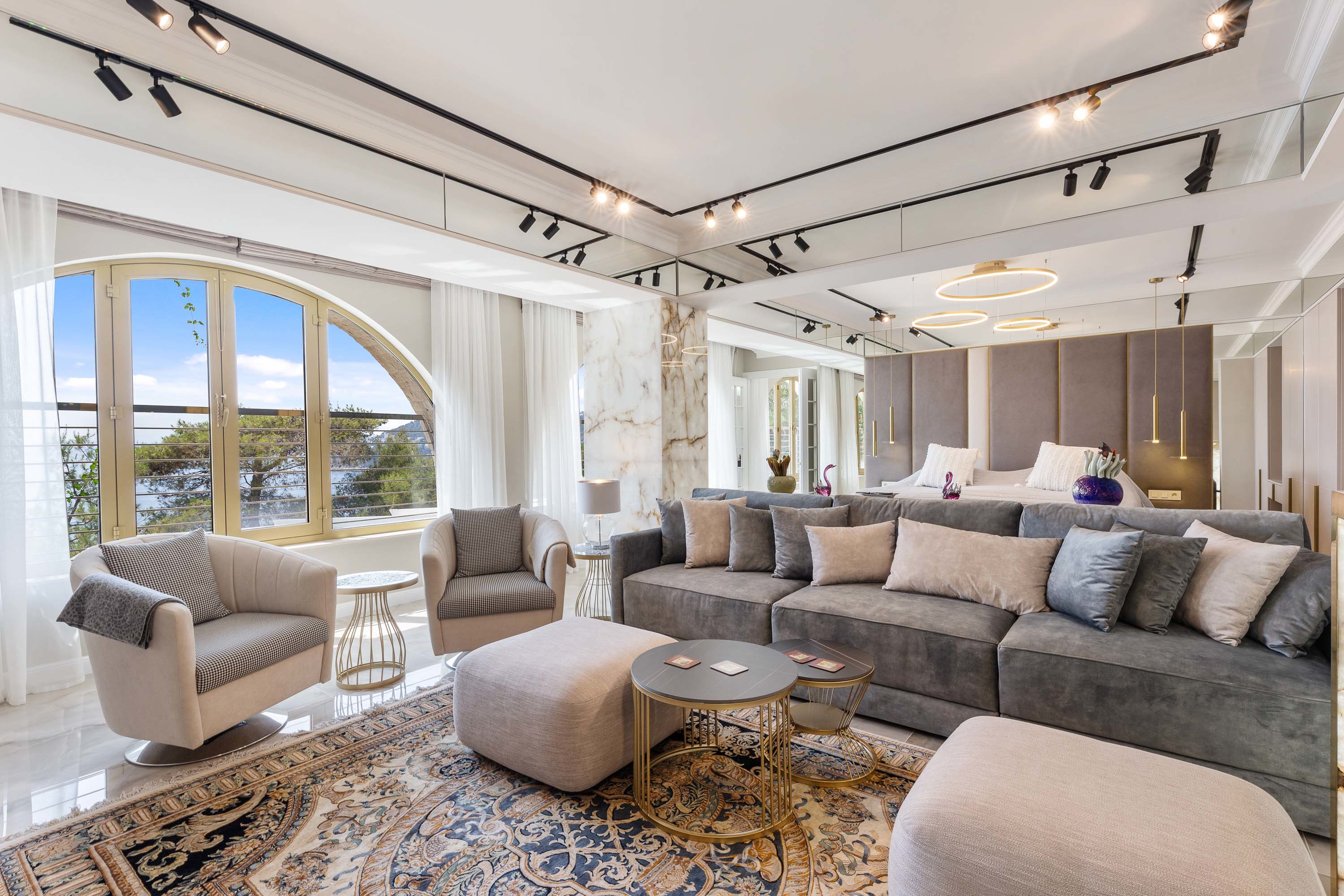 24 CHANTEVENT 1 - 95 Boulevard Du General de Gaulle, St Jean cap Ferrat, 06230, France - Luxury Real Estate - Concierge Auctions