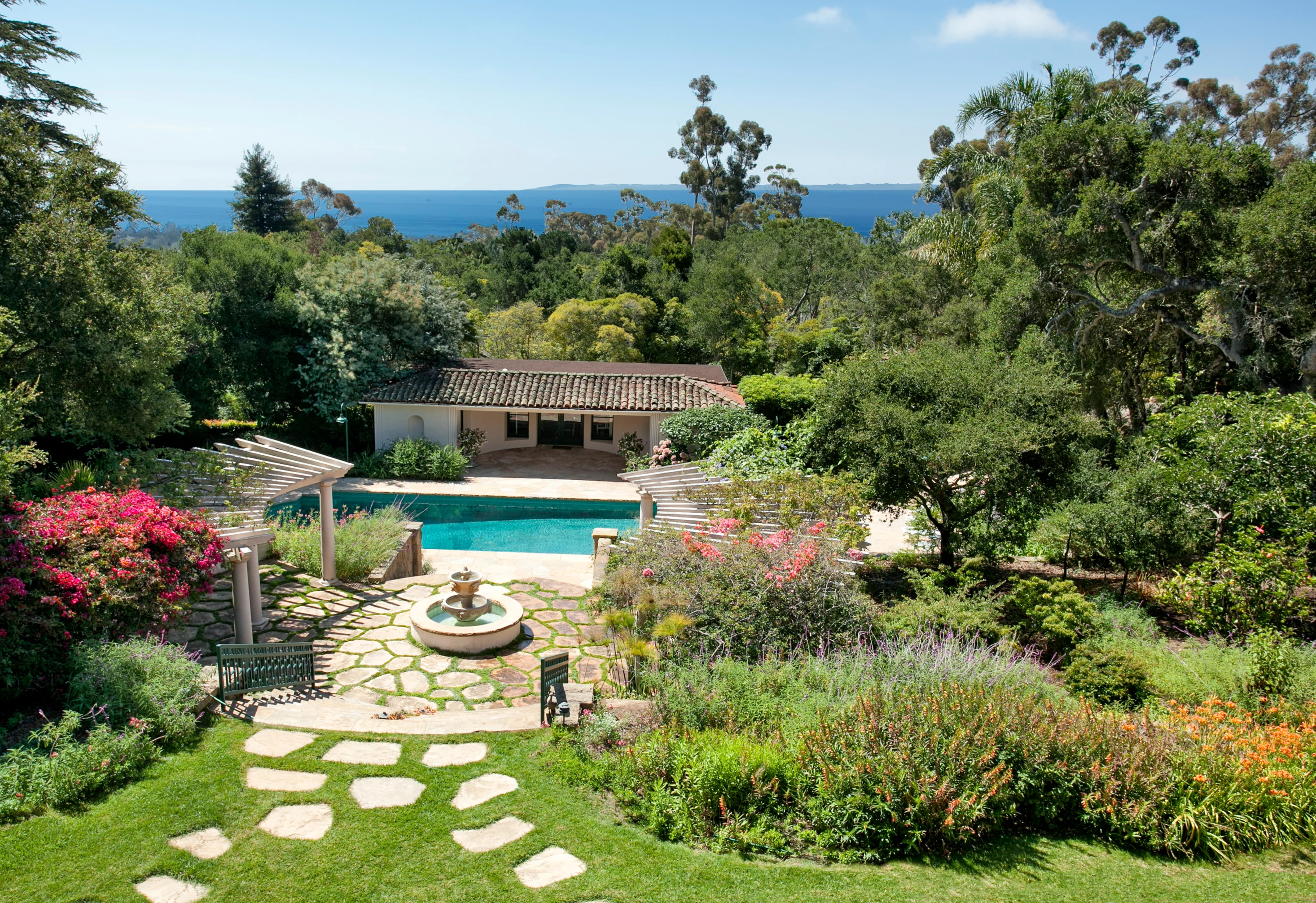 859 Picacho Lane, Montecito, California  - 859-picacho-lane-santa-barbara-california02_qqwcnq