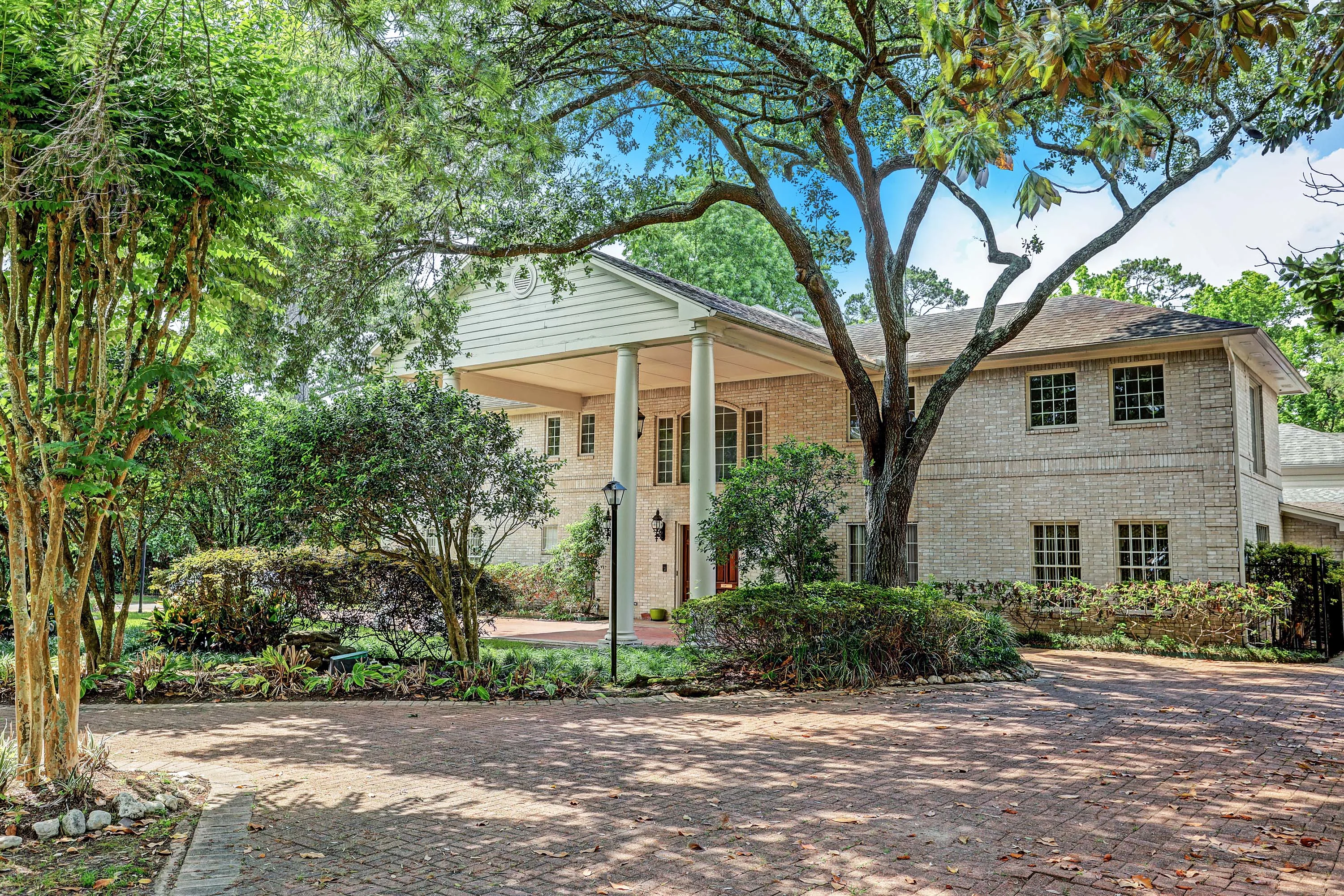 4006 Inverness Drive, Houston, Texas 77019 - 4006-inverness-drive-houston-texas_01_ln5hbf