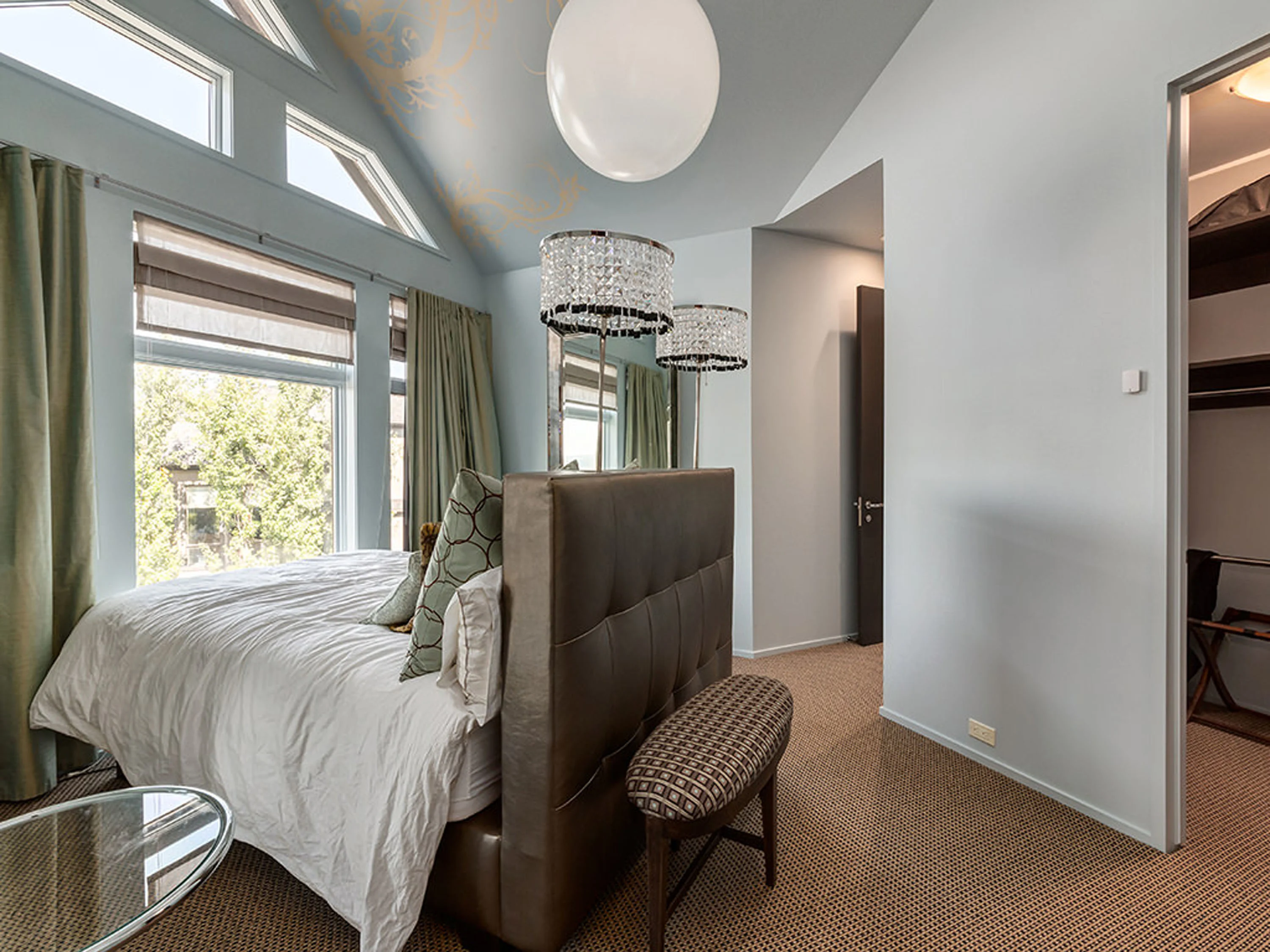 102 Crescent Road NW, Calgary, Alberta T2M 3Z9, Canada - 102-crescent-road-north-west-calgary-alberta-canada31_lhpwky