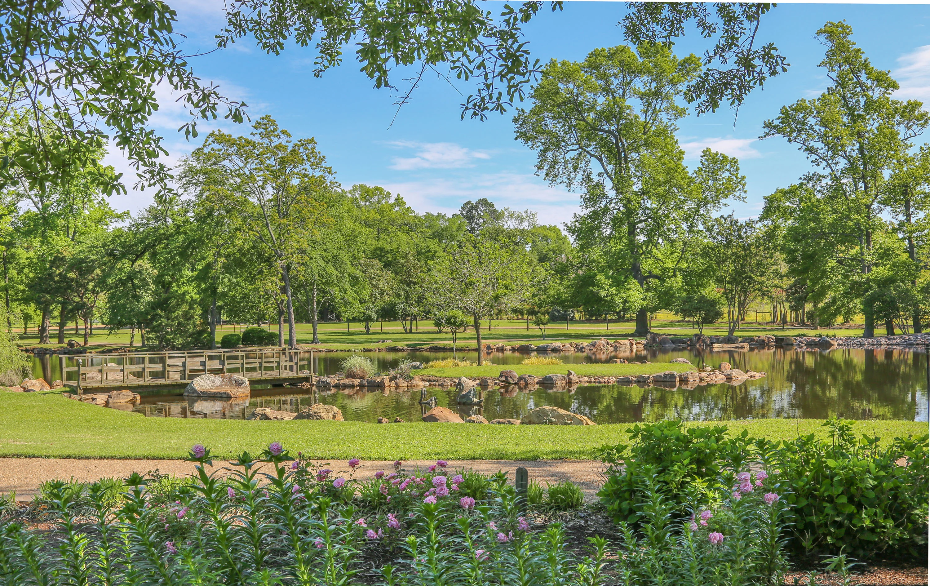 800 South Greer Boulevard, Pittsburg, East Texas, Texas 75686 - pilgrim-estate-800-s-greer-blvd-east-texas-57_ploghx