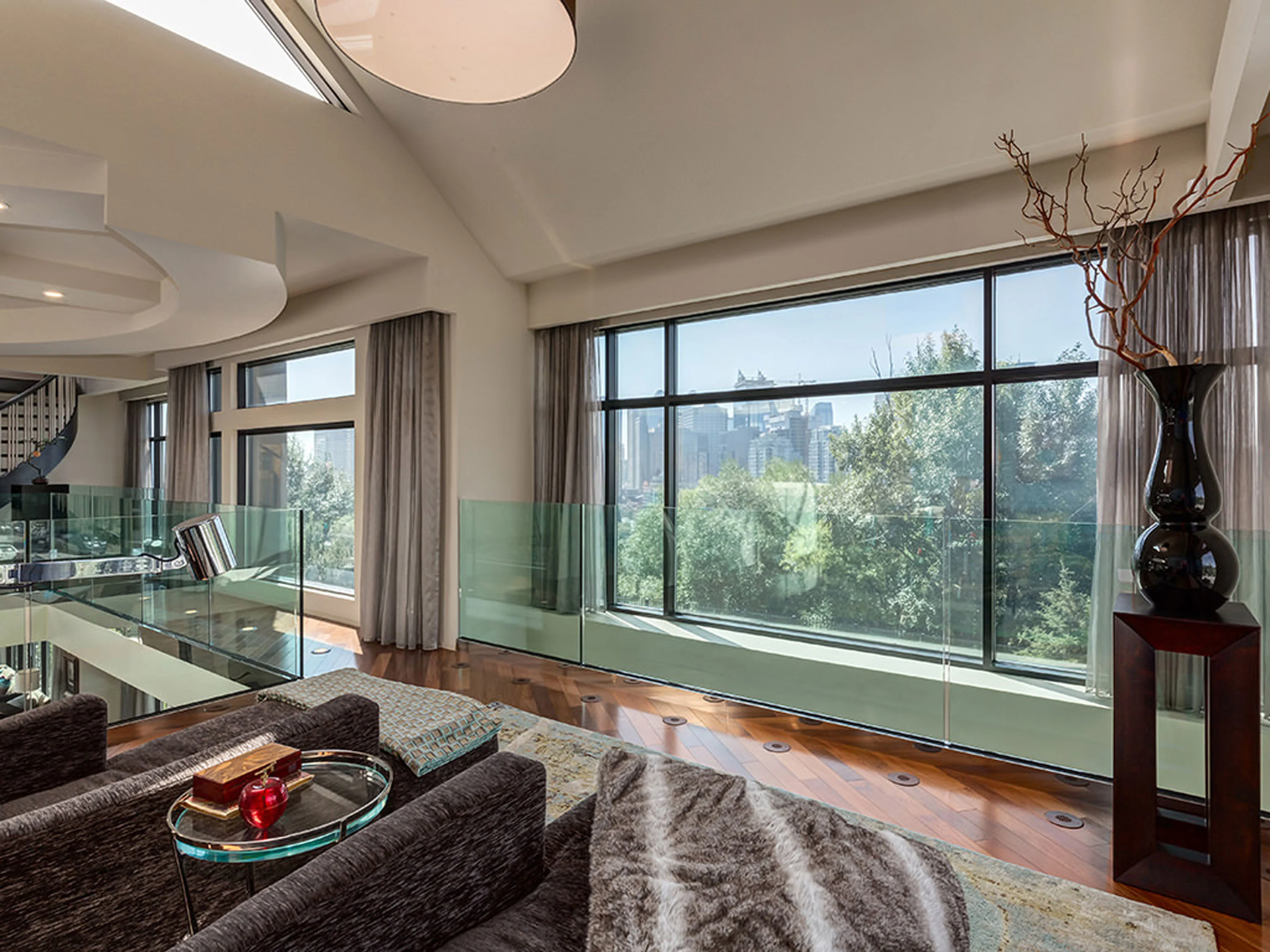102 Crescent Road NW, Calgary, Alberta T2M 3Z9, Canada - 102-crescent-road-north-west-calgary-alberta-canada37_sgkg1v