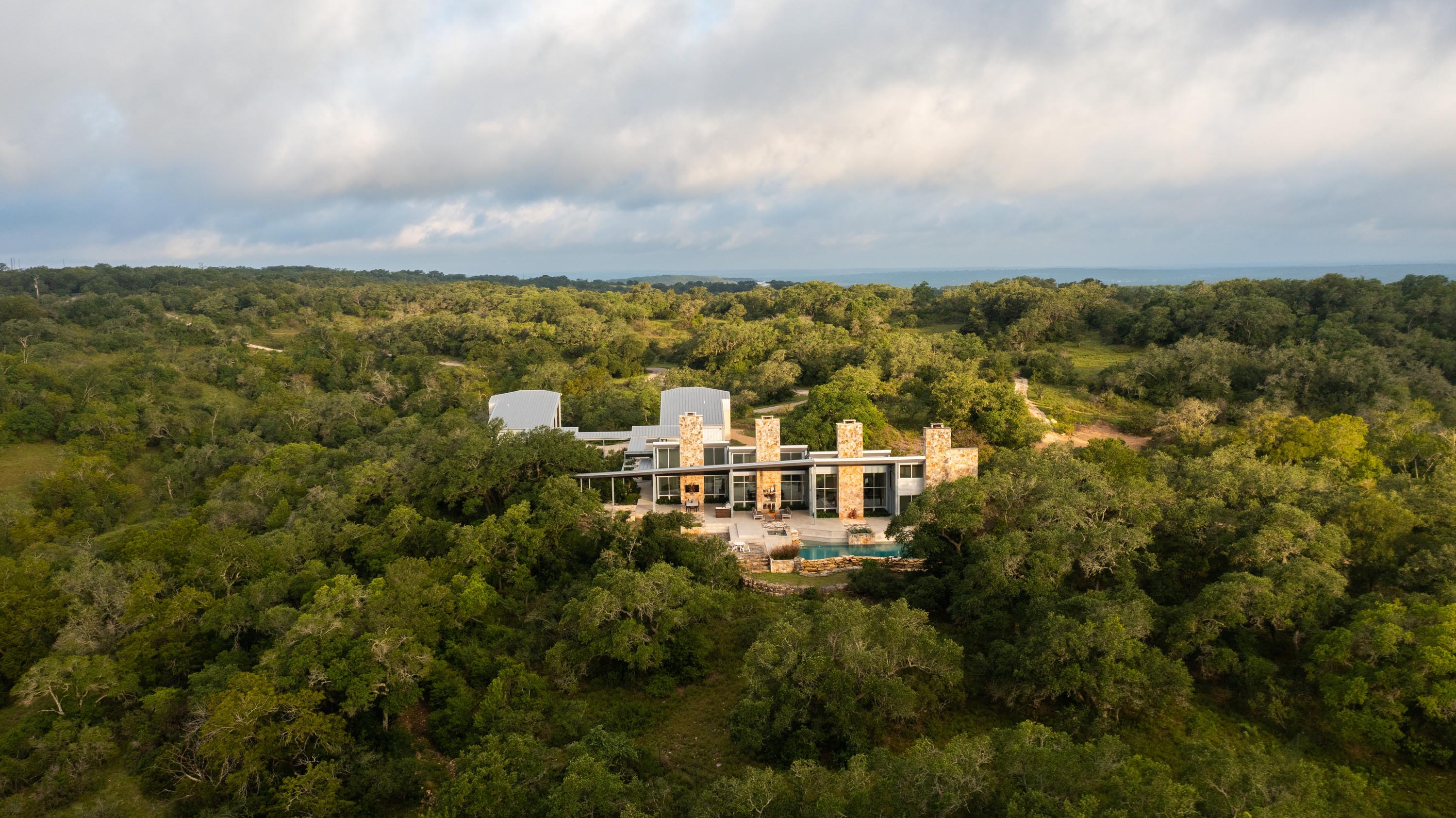 1946 Backbone Ridge, Wimberley, Texas 78666 | Concierge Auctions
