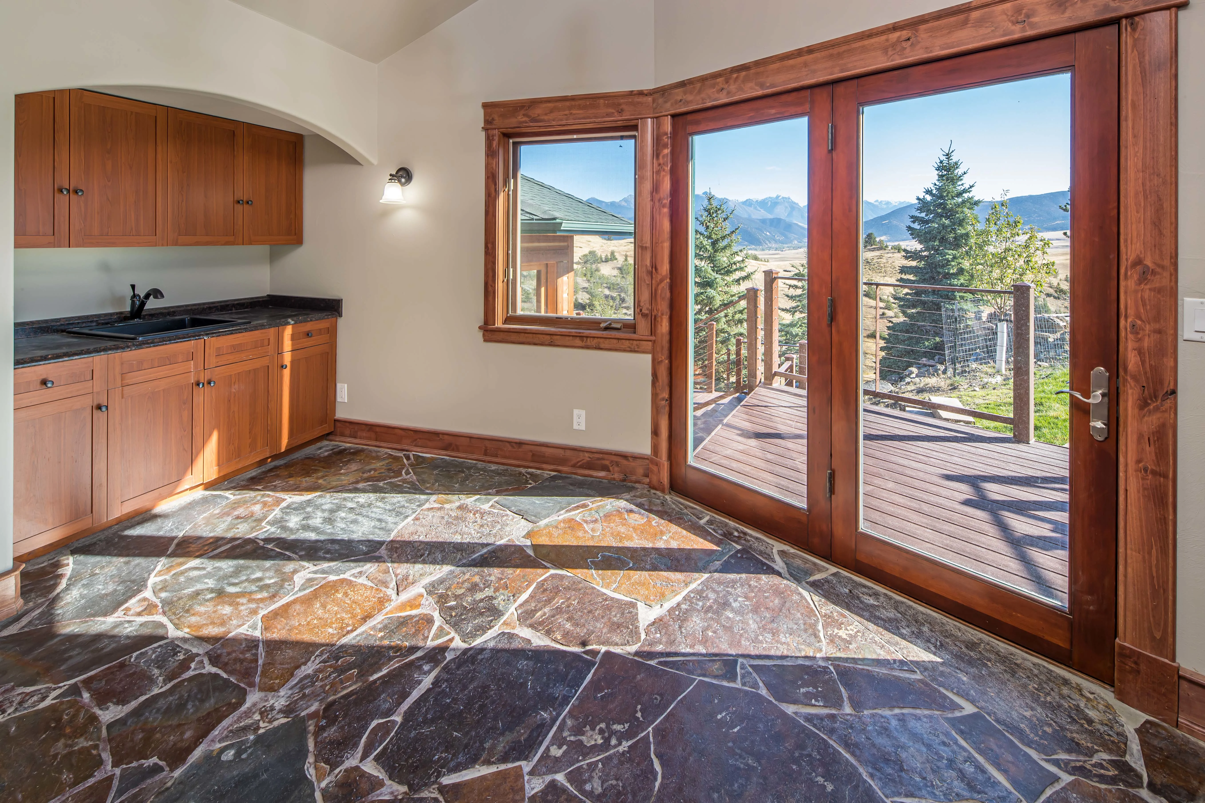 234 Fleshman Creek, Near Bozeman, Montana 59047 - 234-fleshman-creek-livingston-montana_38_xkqpbd