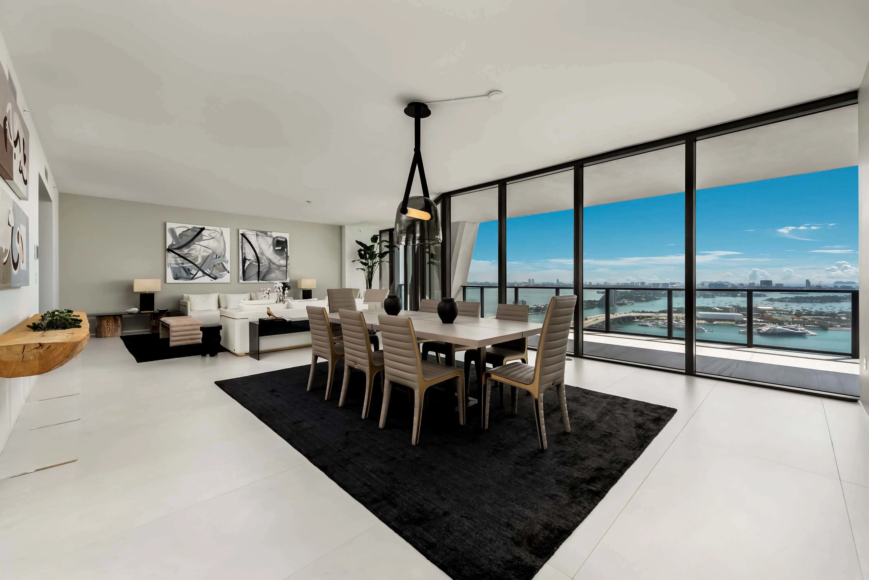 1000 Biscayne Boulevard, Unit 3601, One Thousand Museum, Miami, Florida 33132 - 1000-biscayne-boulevard-unit-3601-miami-florida05_n3snjd