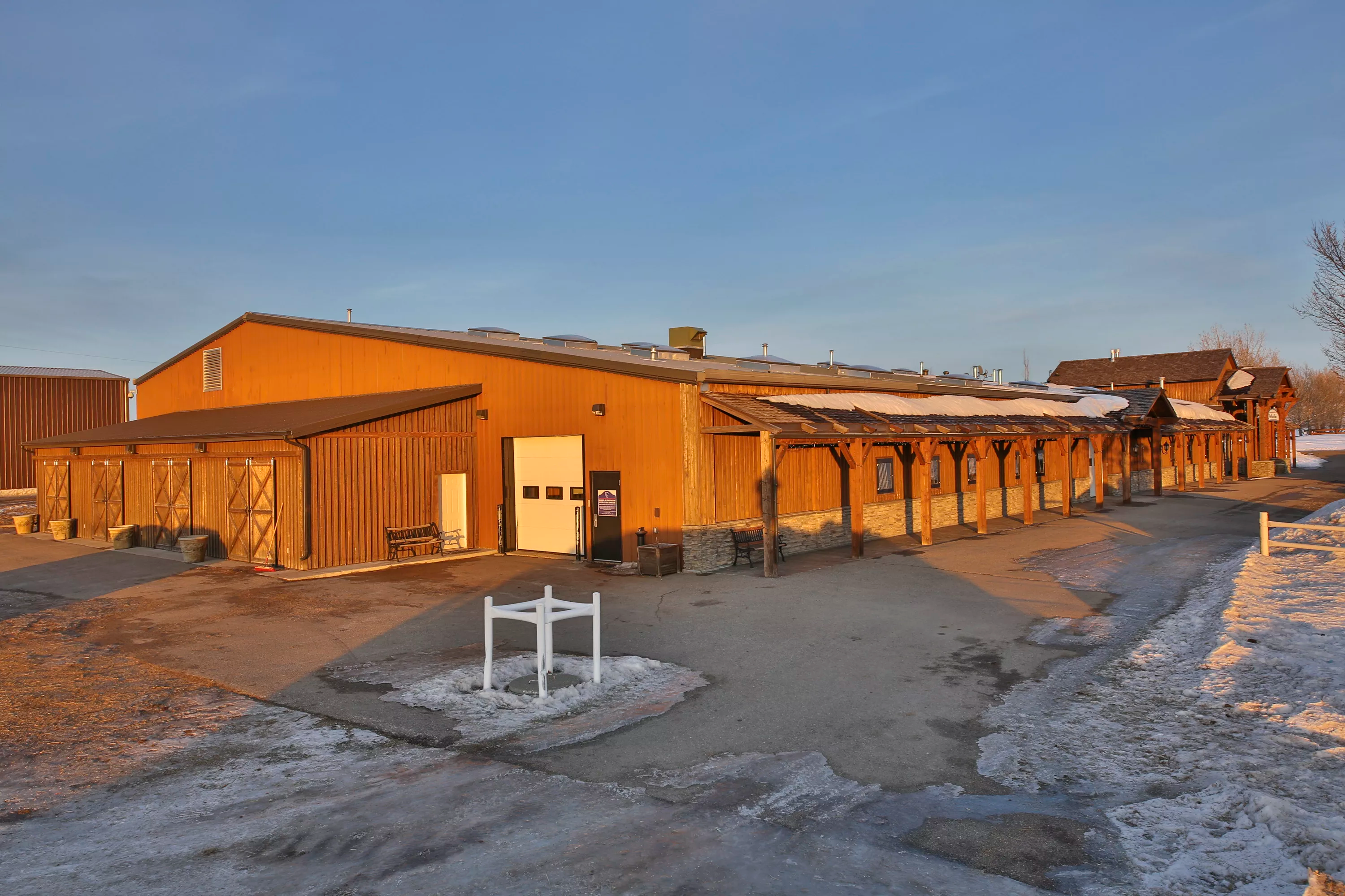 242243 64 Street West, Calgary, Alberta , Canada - 242243-64-street-west-calgary-alberta-canada20-2_j7awh8