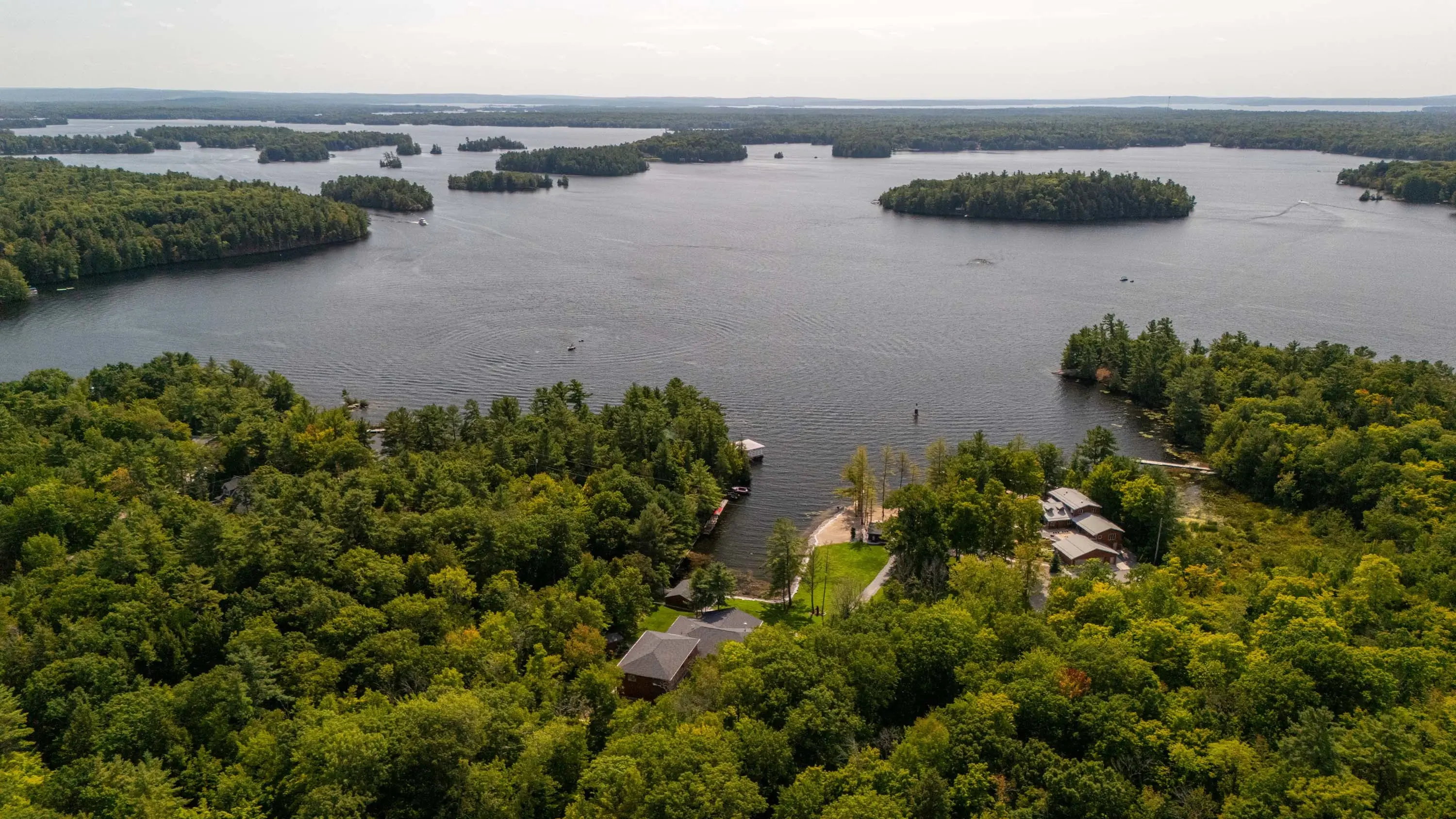 308 O'Hara Point Road, Muskoka District, Georgian Bay, Ontario L0K1S0, Canada - 44_-_Jeff_Braun_-_Muskoka_-_2024_-_Modern_Movement_Creative_Inc_-_PHOTOG-_Mitch_Hubble_-55_-_August_31_2024_copy_lox9nl