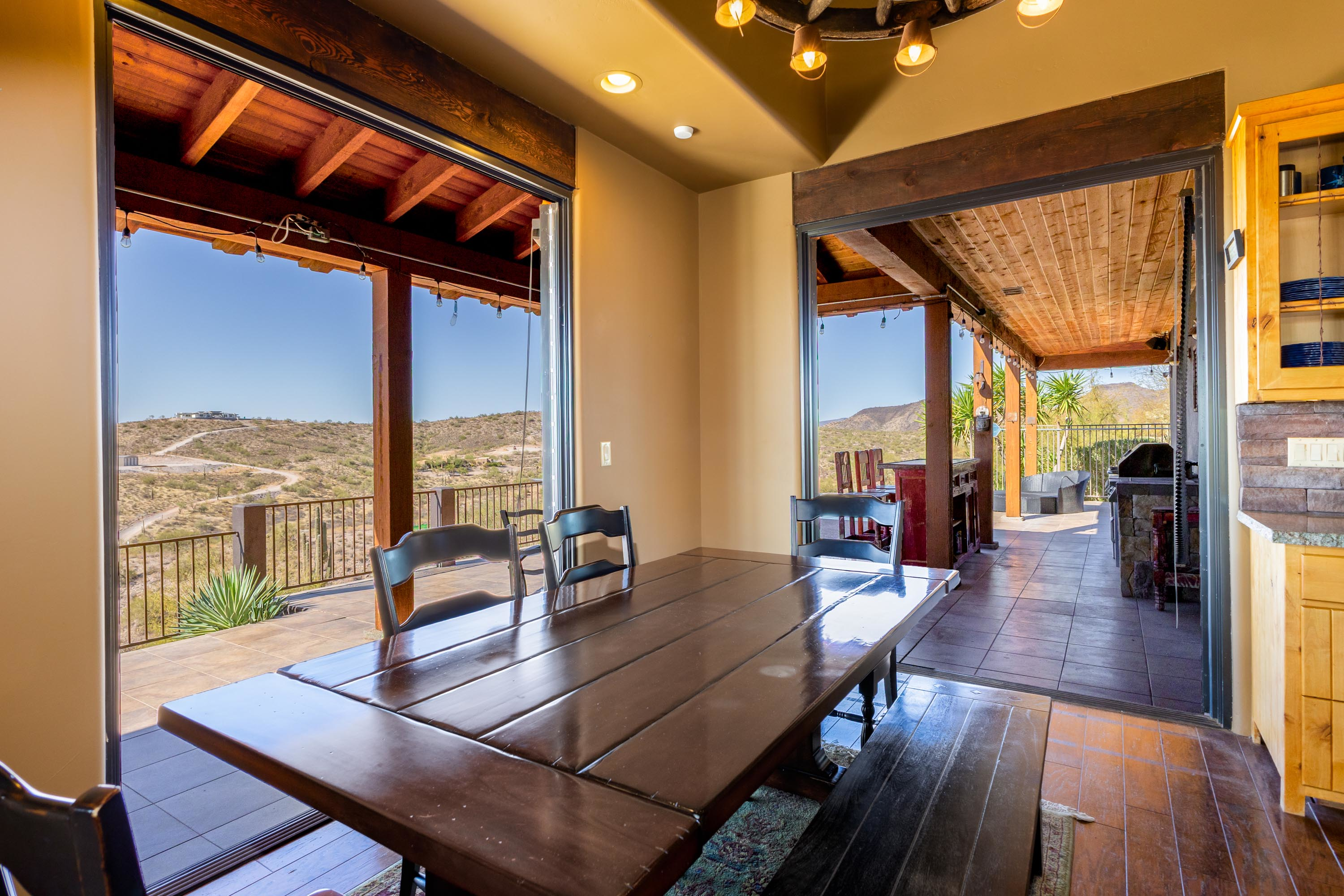 10 14426 N Vista Del Oro - Luxury Real Estate - Concierge Auctions
