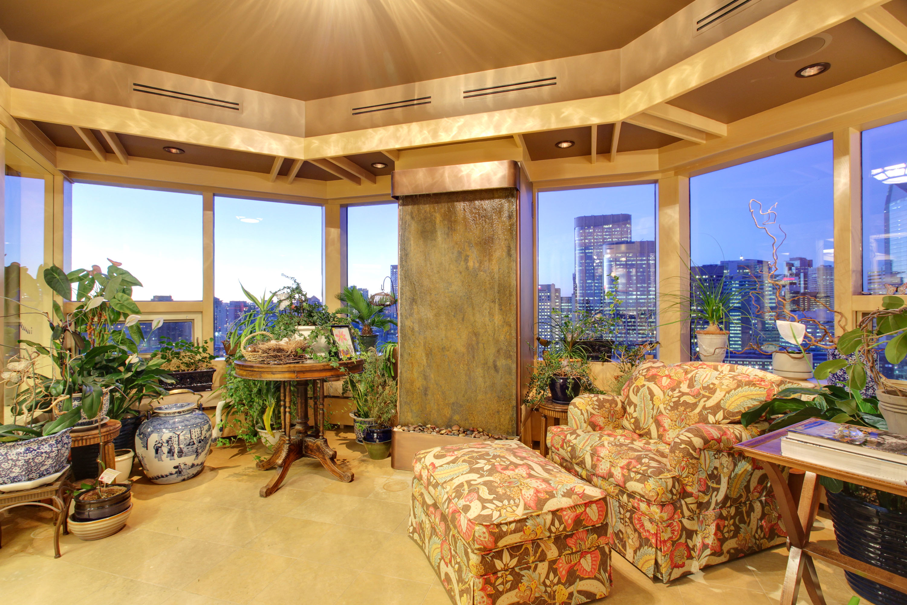 #2420, 720-13th Avenue SW, Beltline, Calgary, Alberta T2R 1M5, Canada - 2420_720_13th_Avenue_SW_Beltline_Calgary_Canda_12_y6zf0l