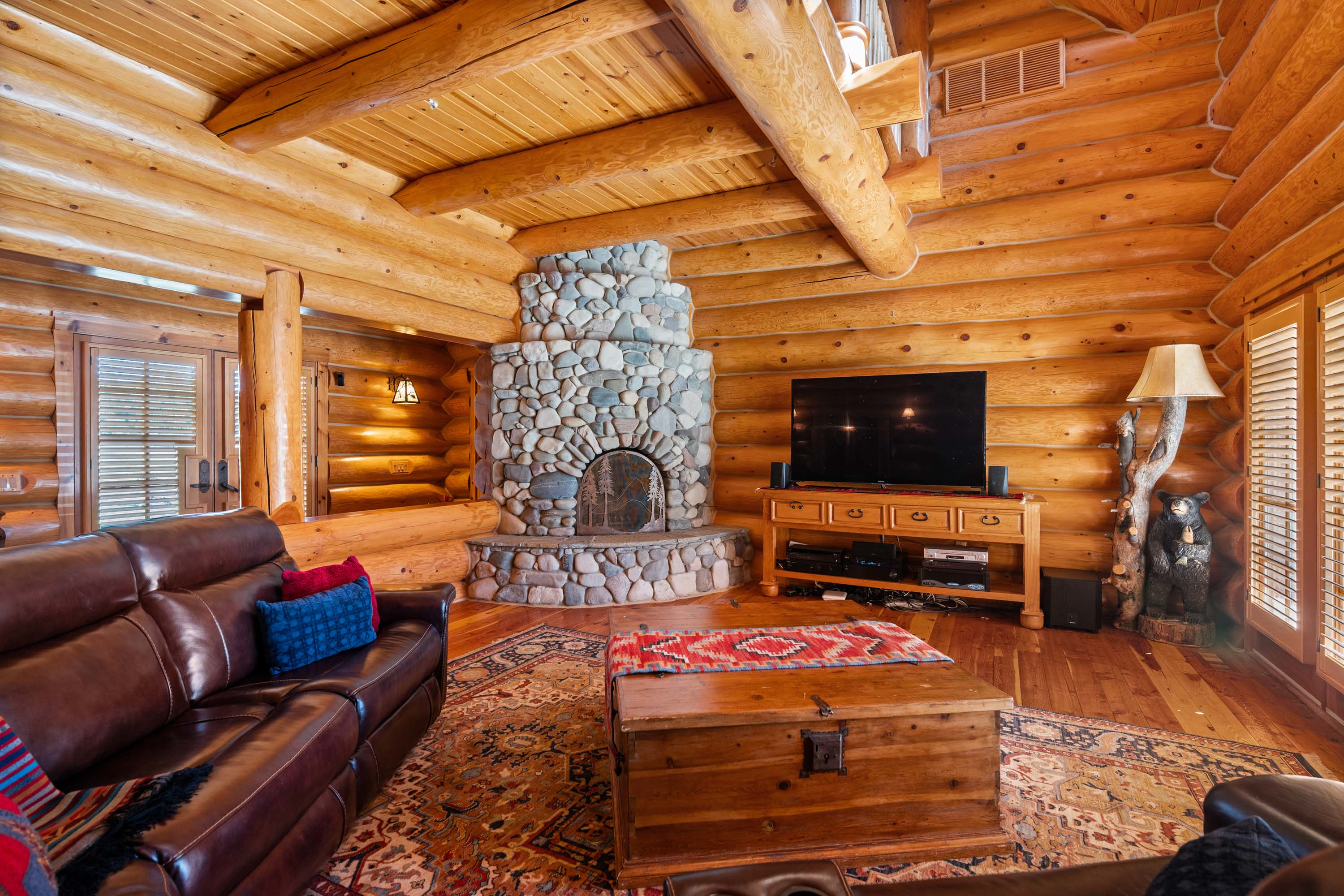 26 7902 Route 42 - Luxury Real Estate - Concierge Auctions