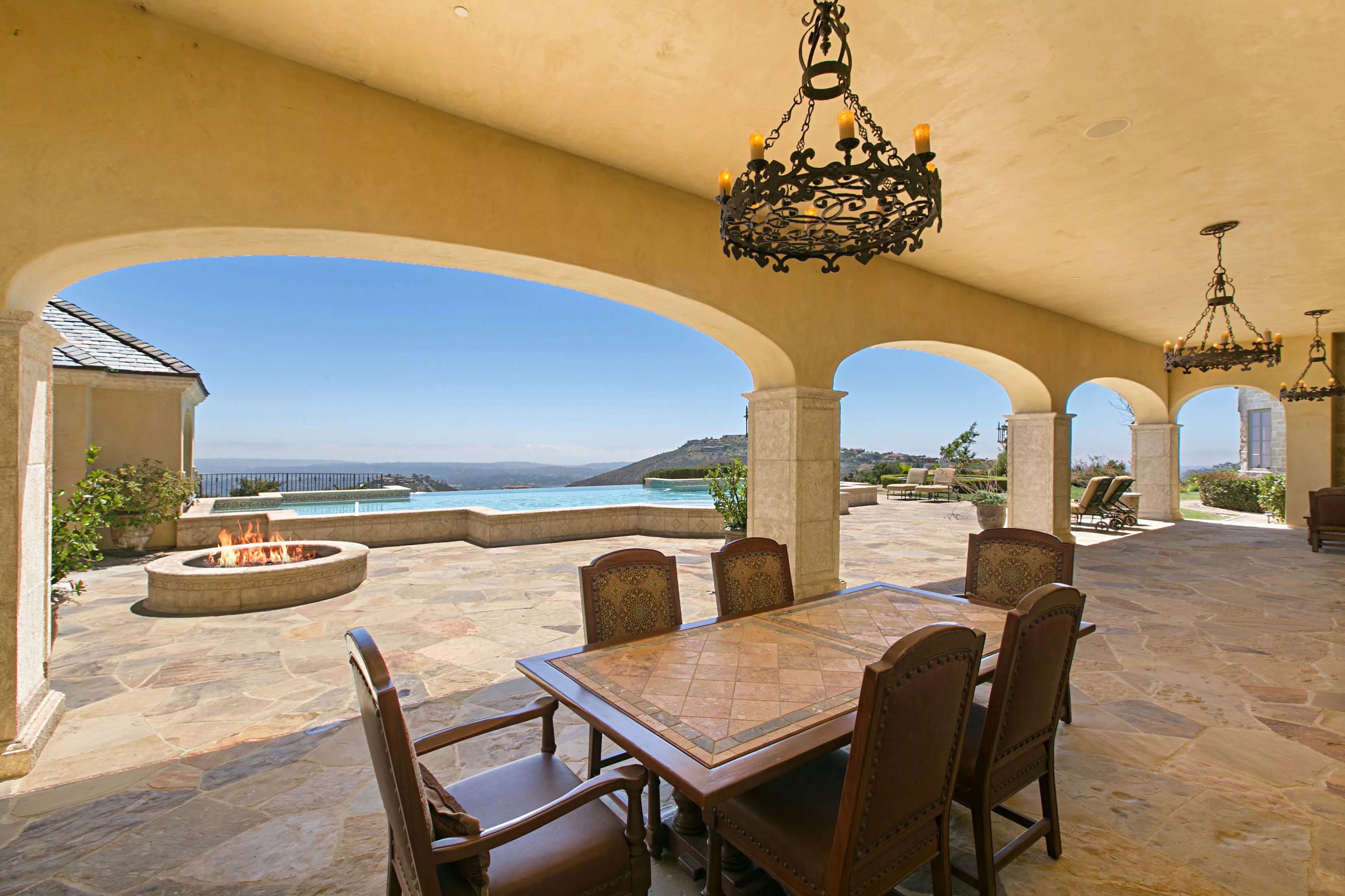 18441 Via Ambiente, Rancho Santa Fe, California 92067 - 18441-via-ambiente-rancho-santa-fe24_wwa5qk