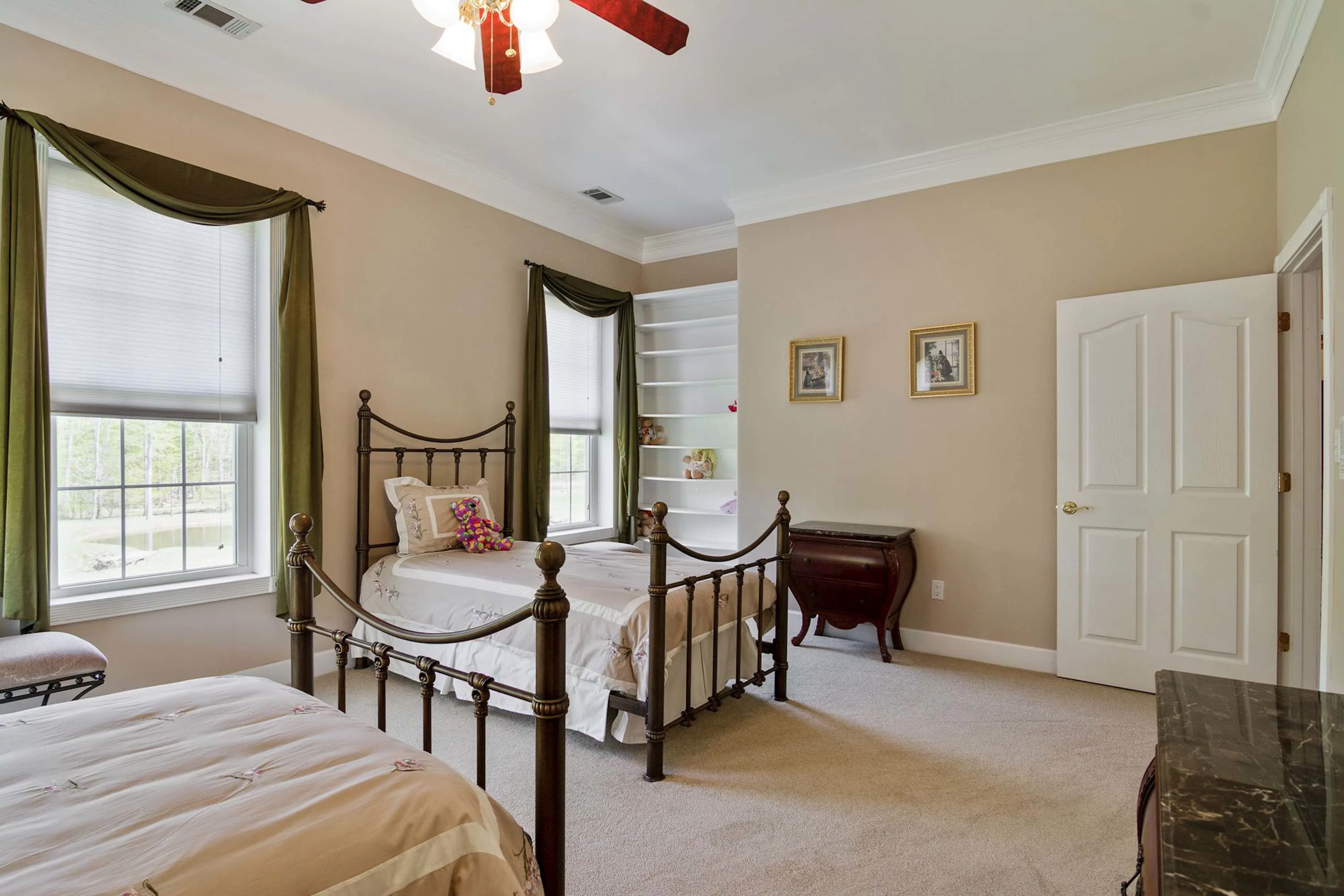 5825 Doyle Road, Near Washington D.C., Virginia 20124 - 5825-doyle-road-clifton-virginia59_aig6nr