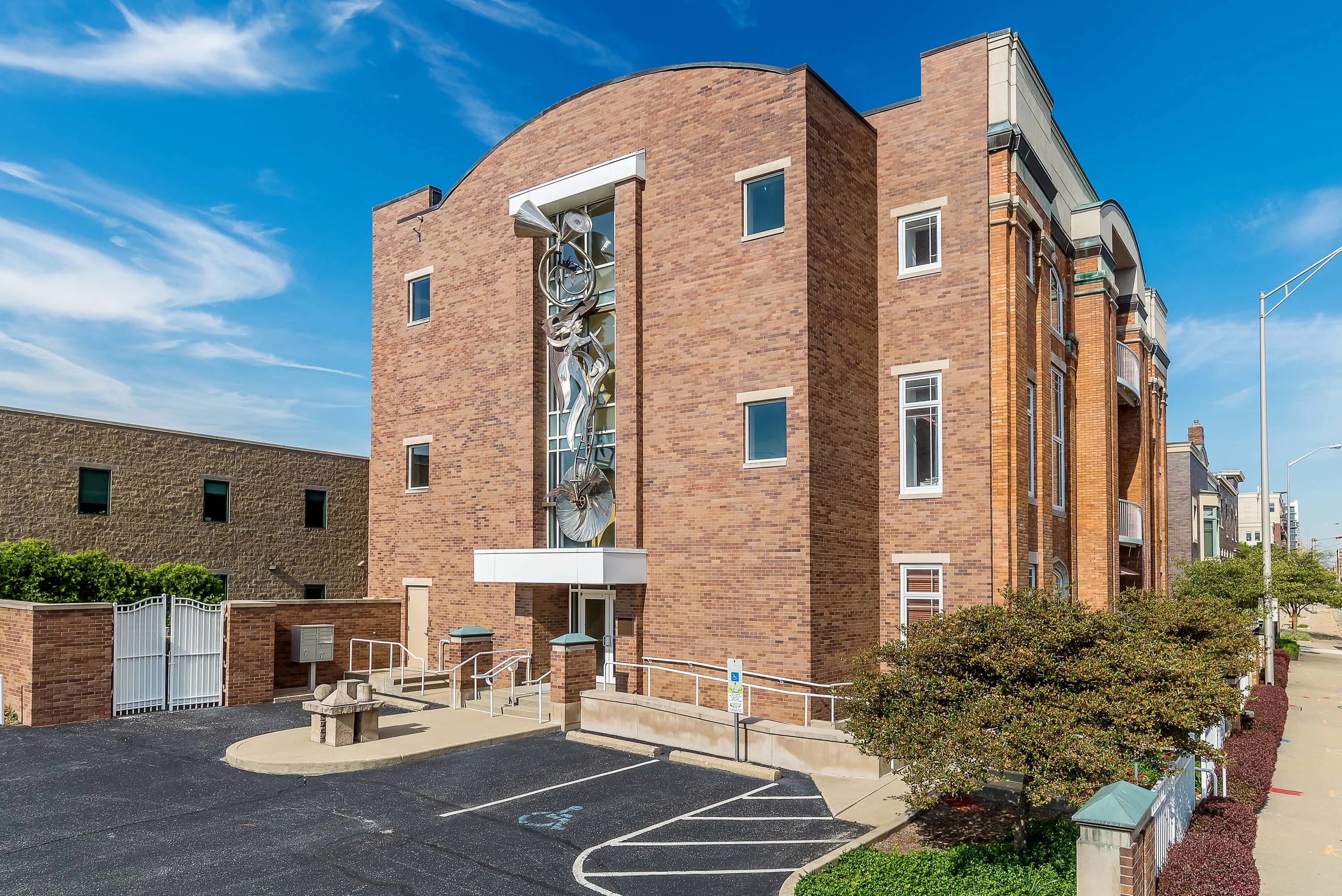 422 West Michigan Street, Indianapolis, Indiana 46202 - 422-west-michigan-street-indianapolis-indiana02_eddg0g