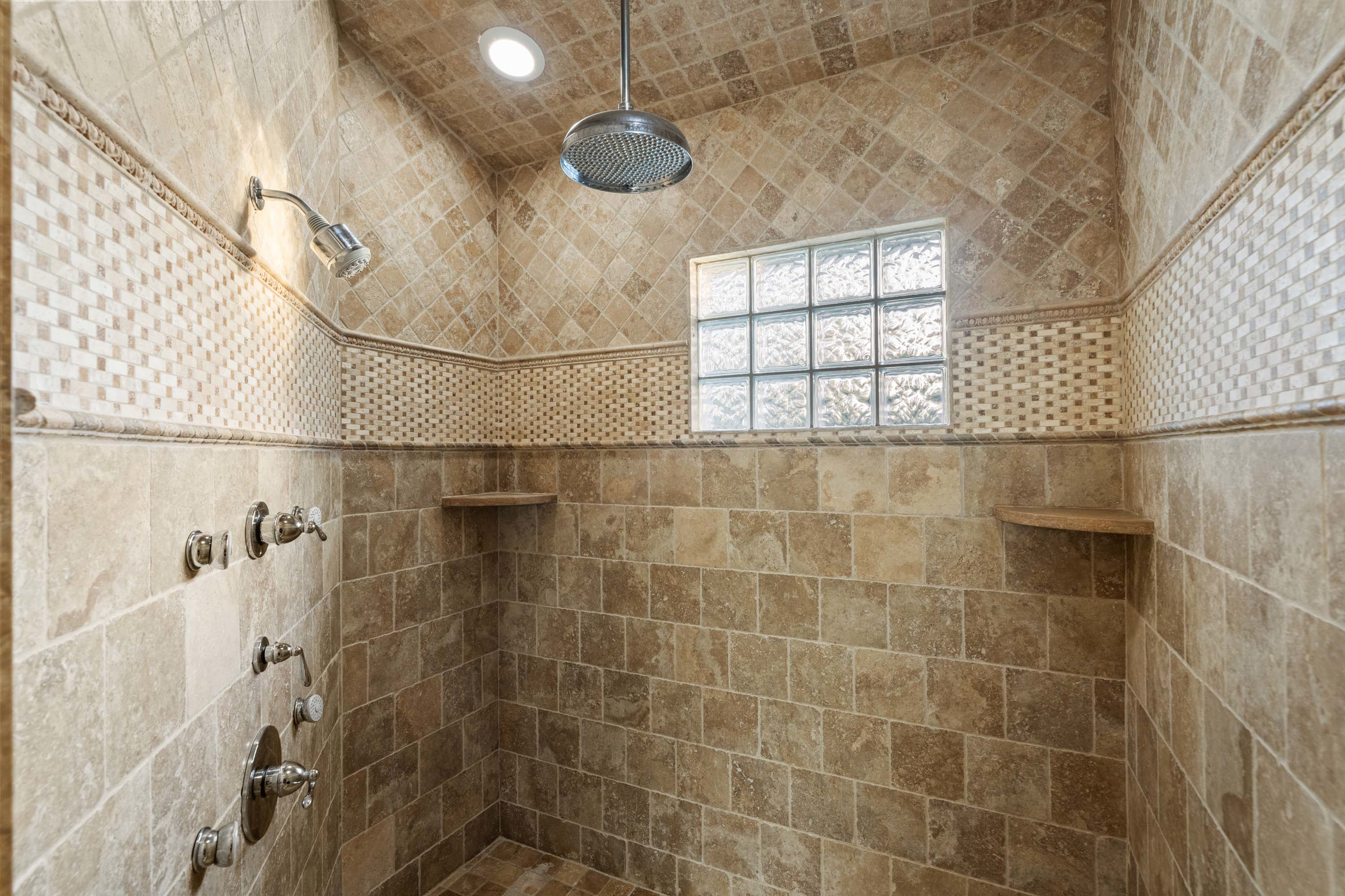60 4 Broadcreek Circle - Luxury Real Estate - Concierge Auctions