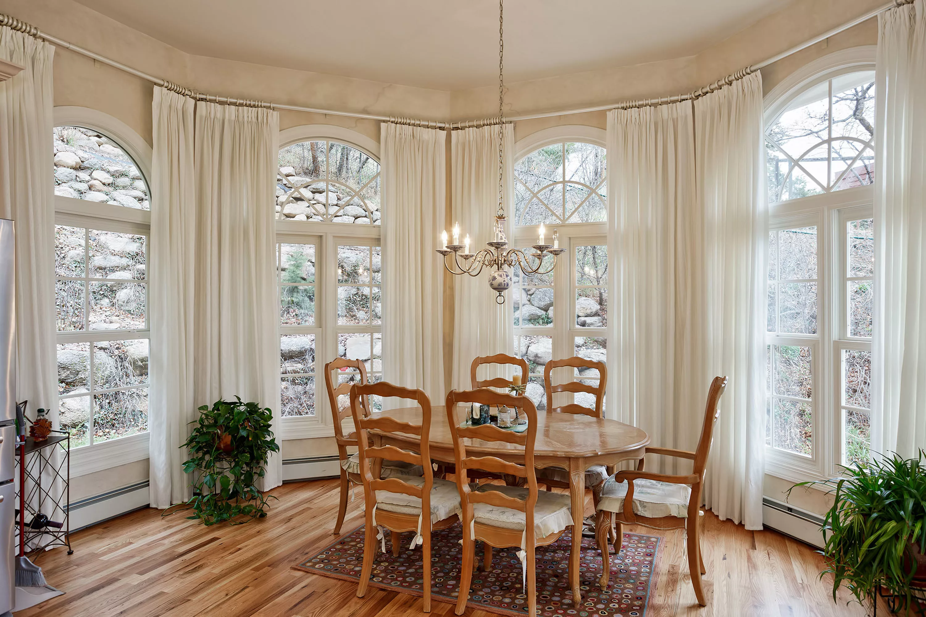 3 Pine Road, Colorado Springs, Colorado 80906 - 3-pine-rd-colorado-springs-co-09-31-18-21-2121_bh0i7j