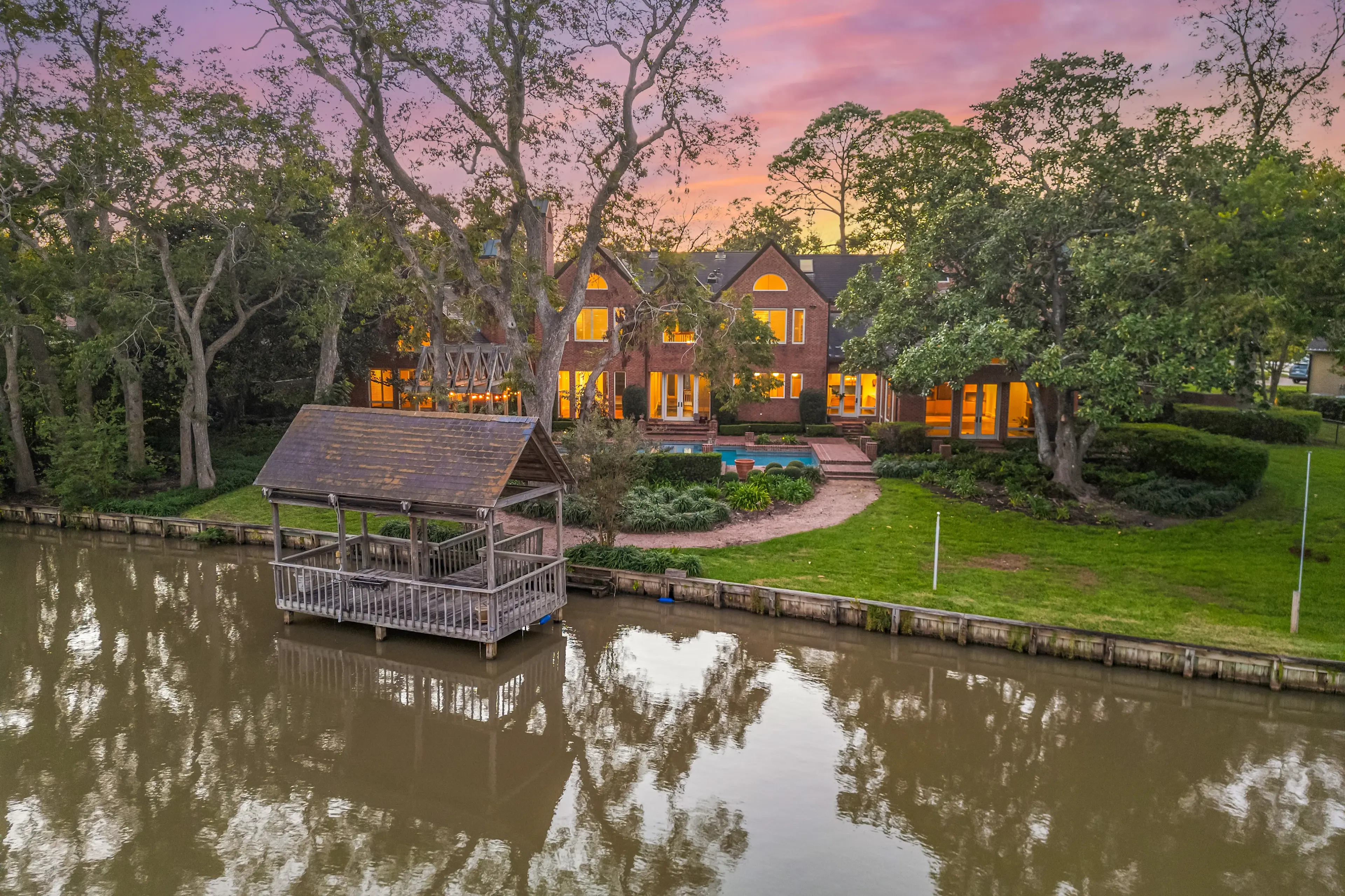 427 West Alkire Lake Drive, Sugar Land, Houston Area, Texas 77478 - DJI_0434_znqoxh