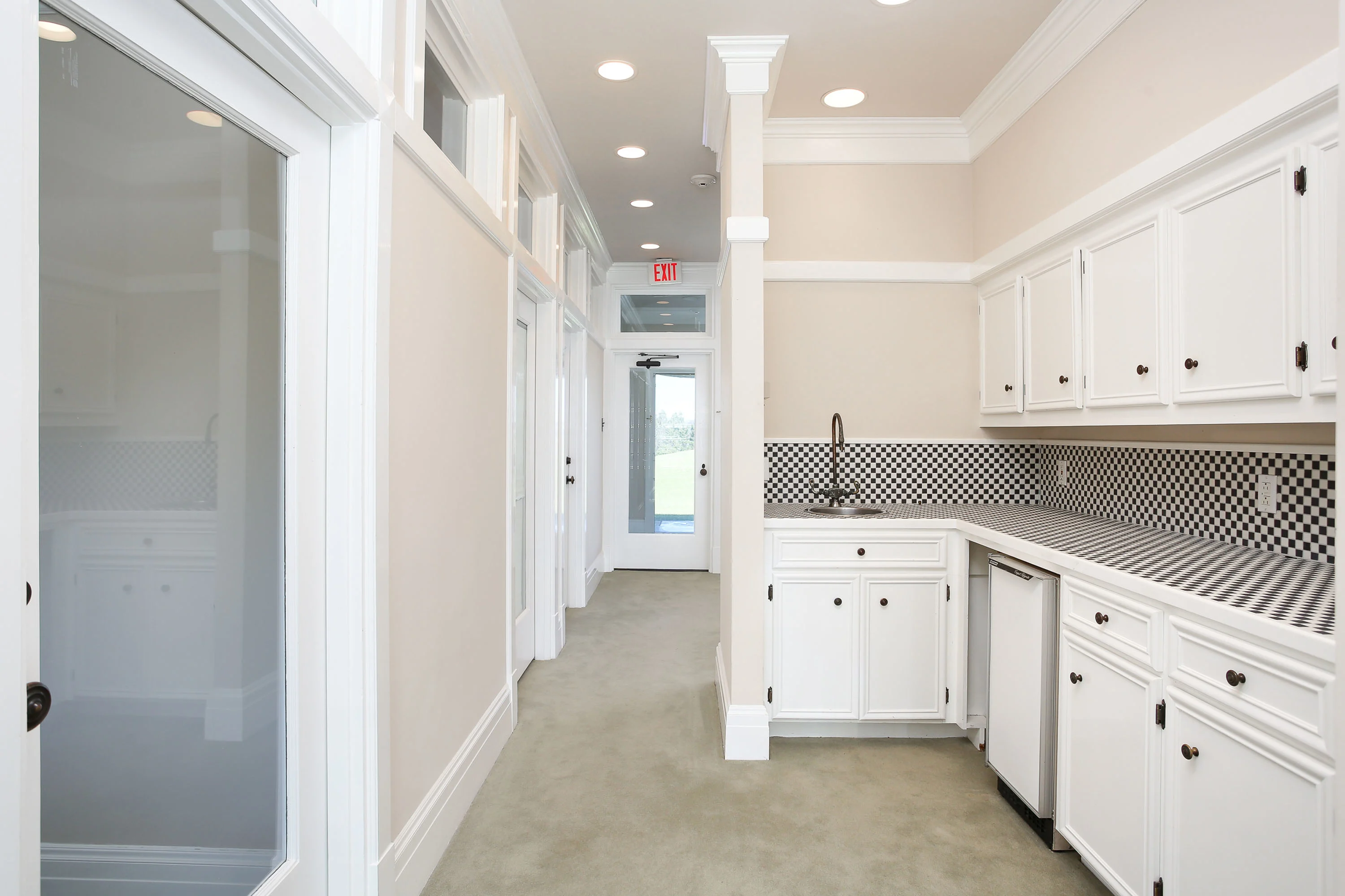 444 Sidney Baker Street South, Texas Hill Country, Texas 78028 - 444-sidney-baker-street-south-kerrville-texas35_djvhgc