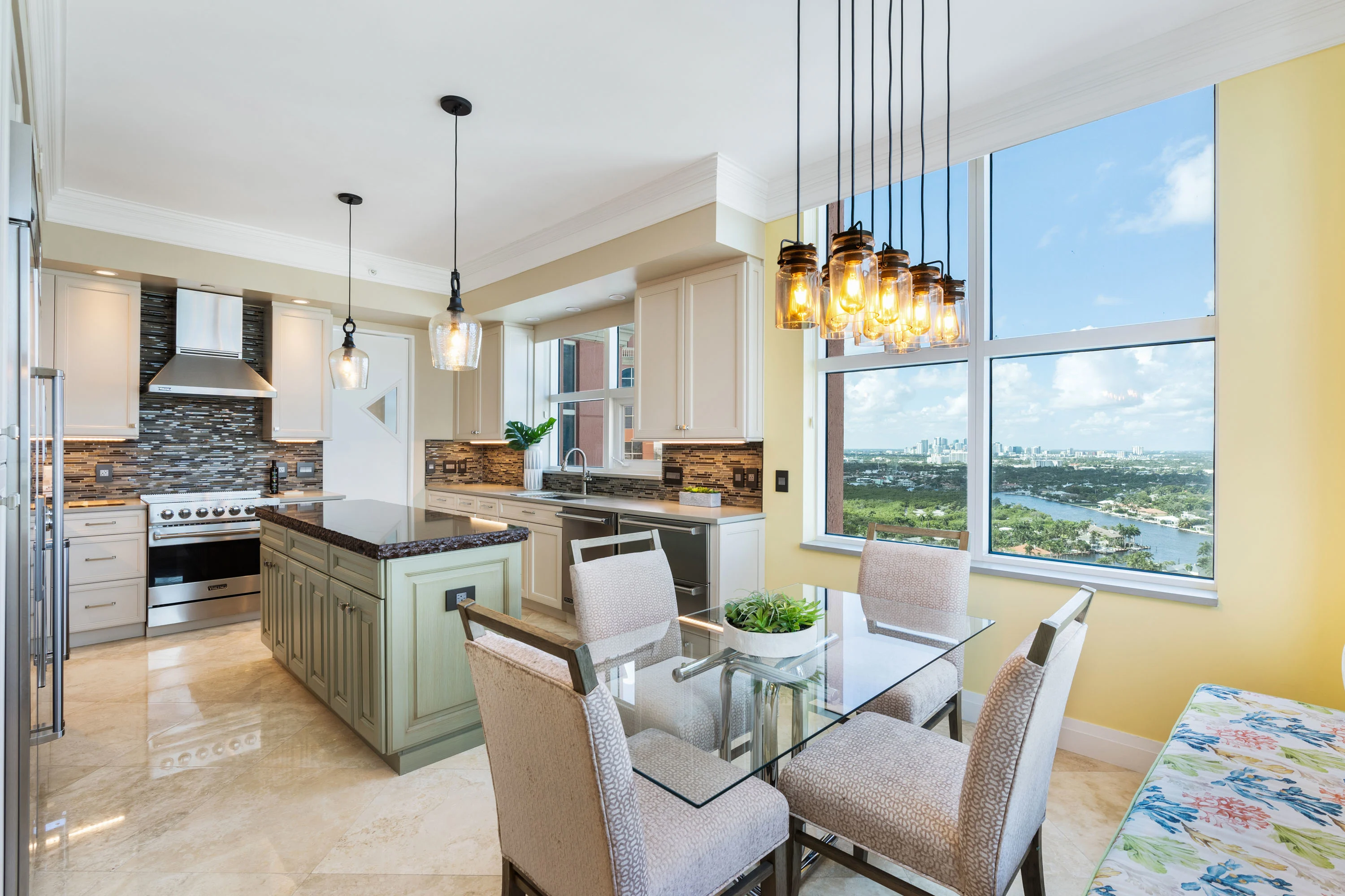 2110 N Ocean Blvd #26D, Fort Lauderdale, Florida  33305 - 2110_N_Ocean_Blvd_18_qpf4s3