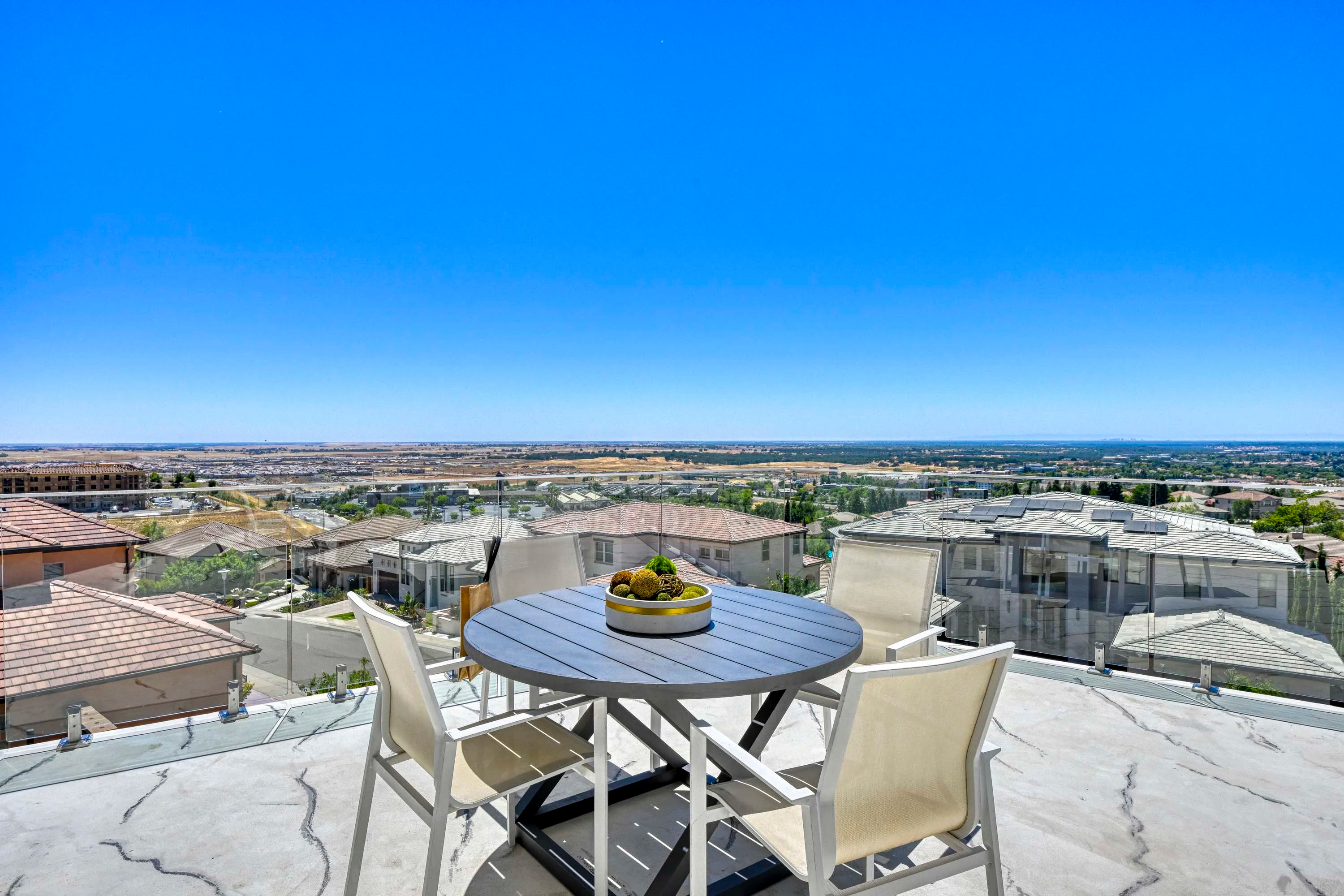 312 Tobrurry Way, Folsom, Near Sacramento, California 95630 - 14_-_312_Tobrurry_Way_-_28_ogfar1
