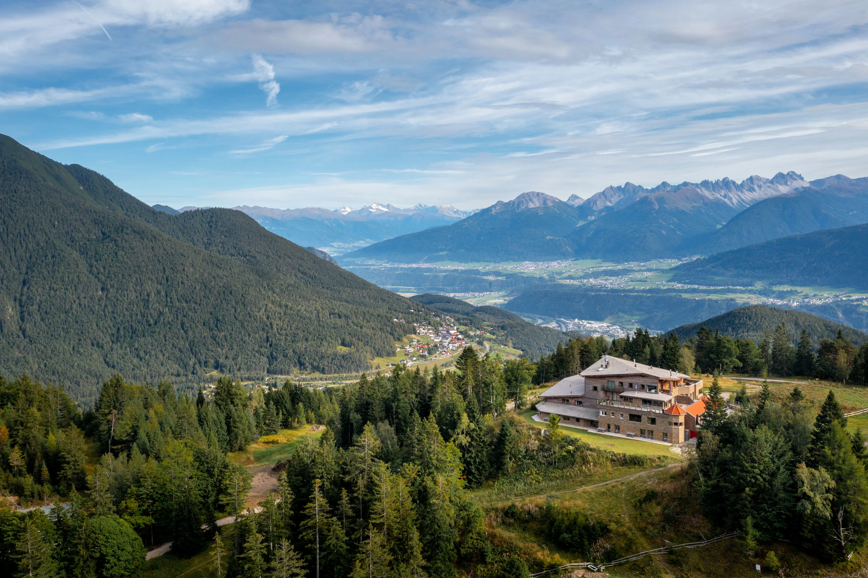 Luxury Mountain Chalet, Seefeld, Austrian Alps, Tirol , Austria - luxury-mountain-chalet-tirol-seefeld-austria68_aprmzl