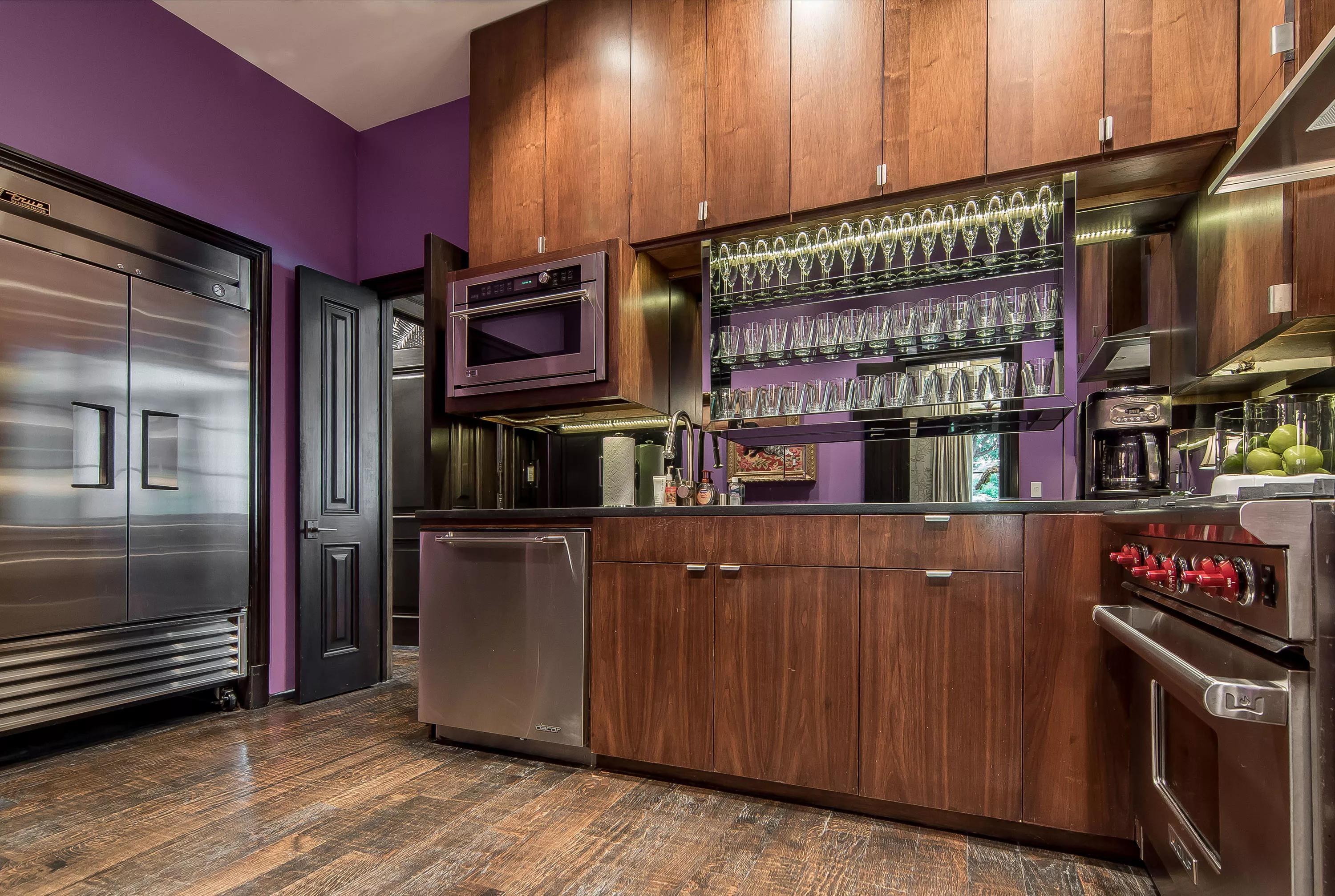 3816 Turtle Creek Drive, Dallas, Texas 75219 - 3816-turtle-creek-dr-dallas-tx-75219-11-28-17-31-3131_osfrjy