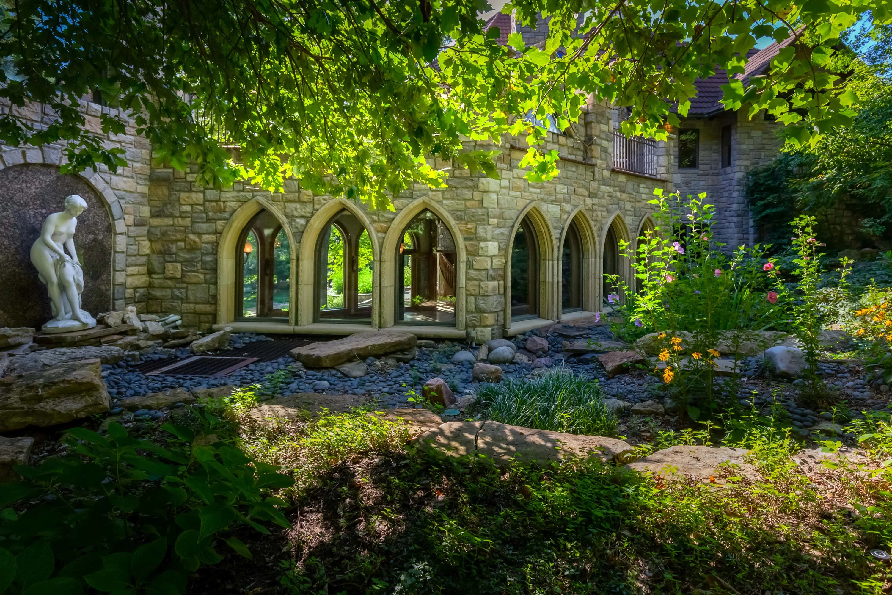 5225 Renner Road, Lake Quivira, Kansas City, Kansas 66217 - 5225-renner-road-lake-quivira-kansas-074_xbjea8