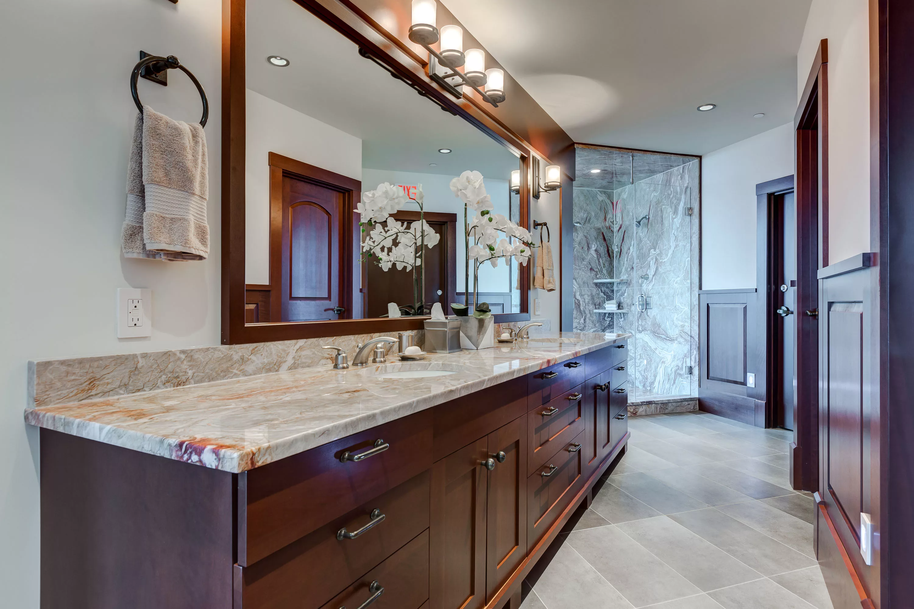 2601, 220 12th Avenue Southeast, Calgary, Alberta T2G 0R5, Canada - 2601-220-12th-avenue-southeast-calgary-alberta25_s8qj1x