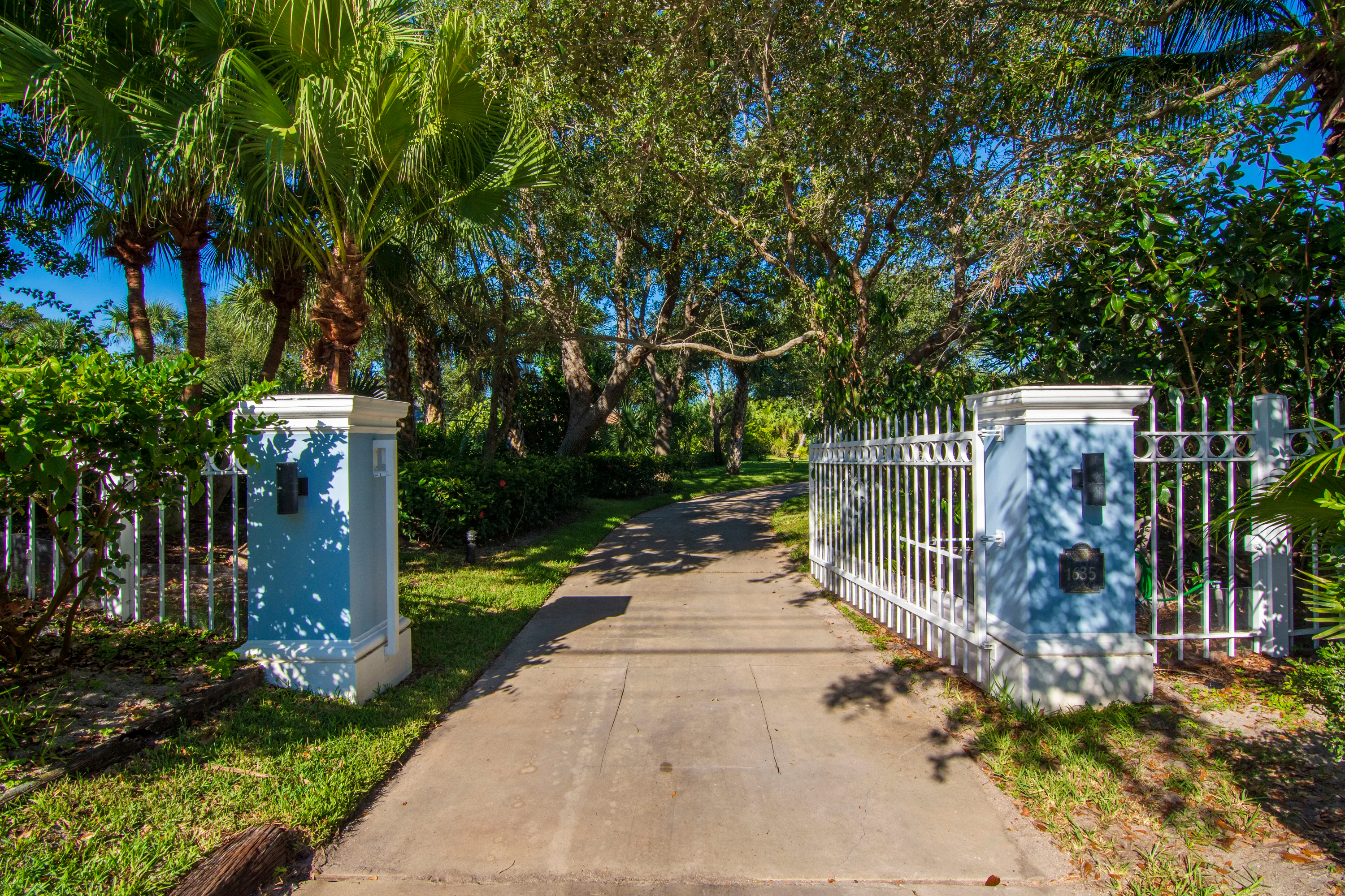 1635 Florida A1A, Vero Beach, Florida 32963 - 1635_S_Highway_A1A_04_hqfyey