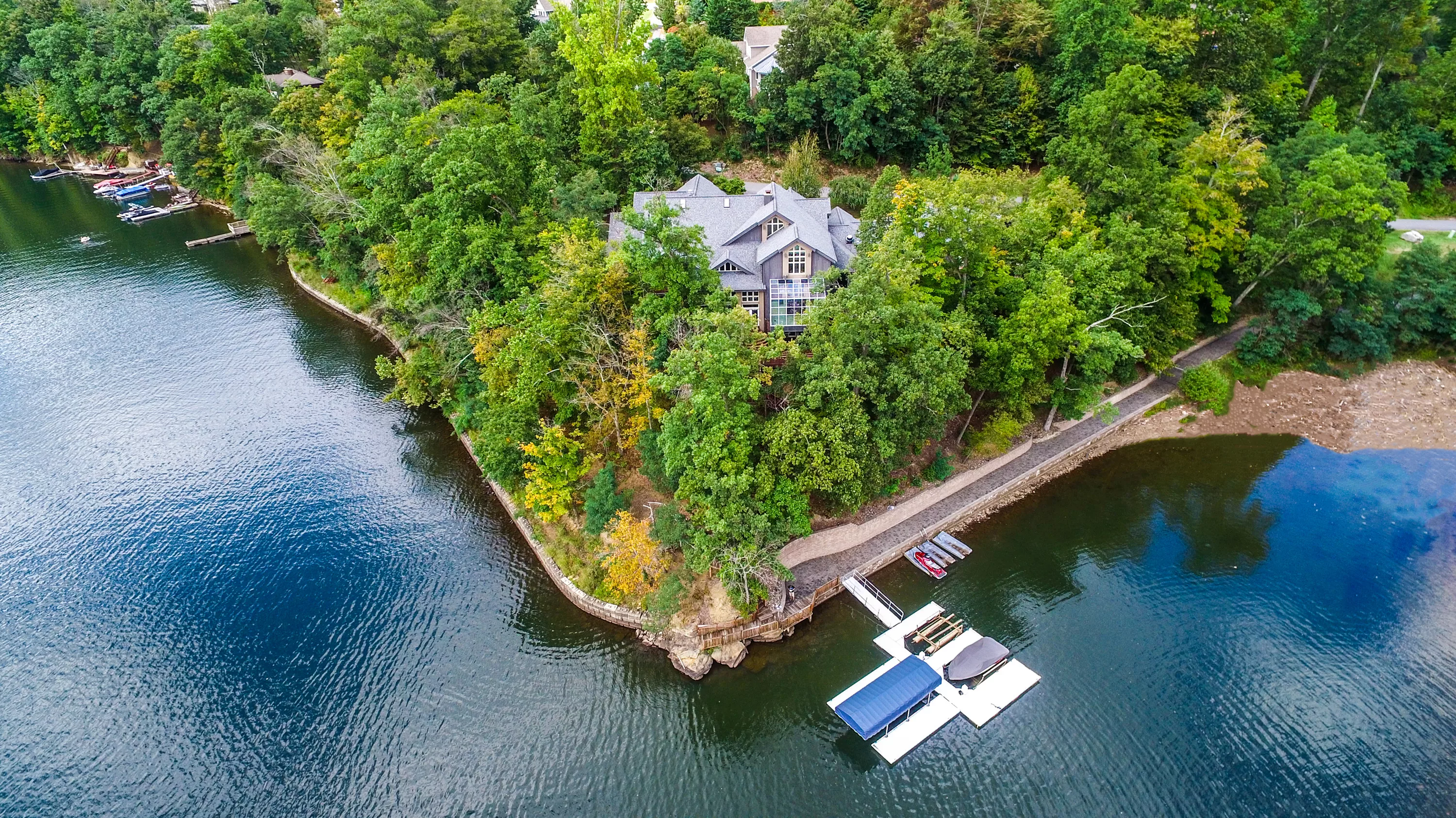 4111 Cove Point Drive, Morgantown, West Virginia 26508 - 4111-point-cove-morgantown-wv01-1_hc7w6g