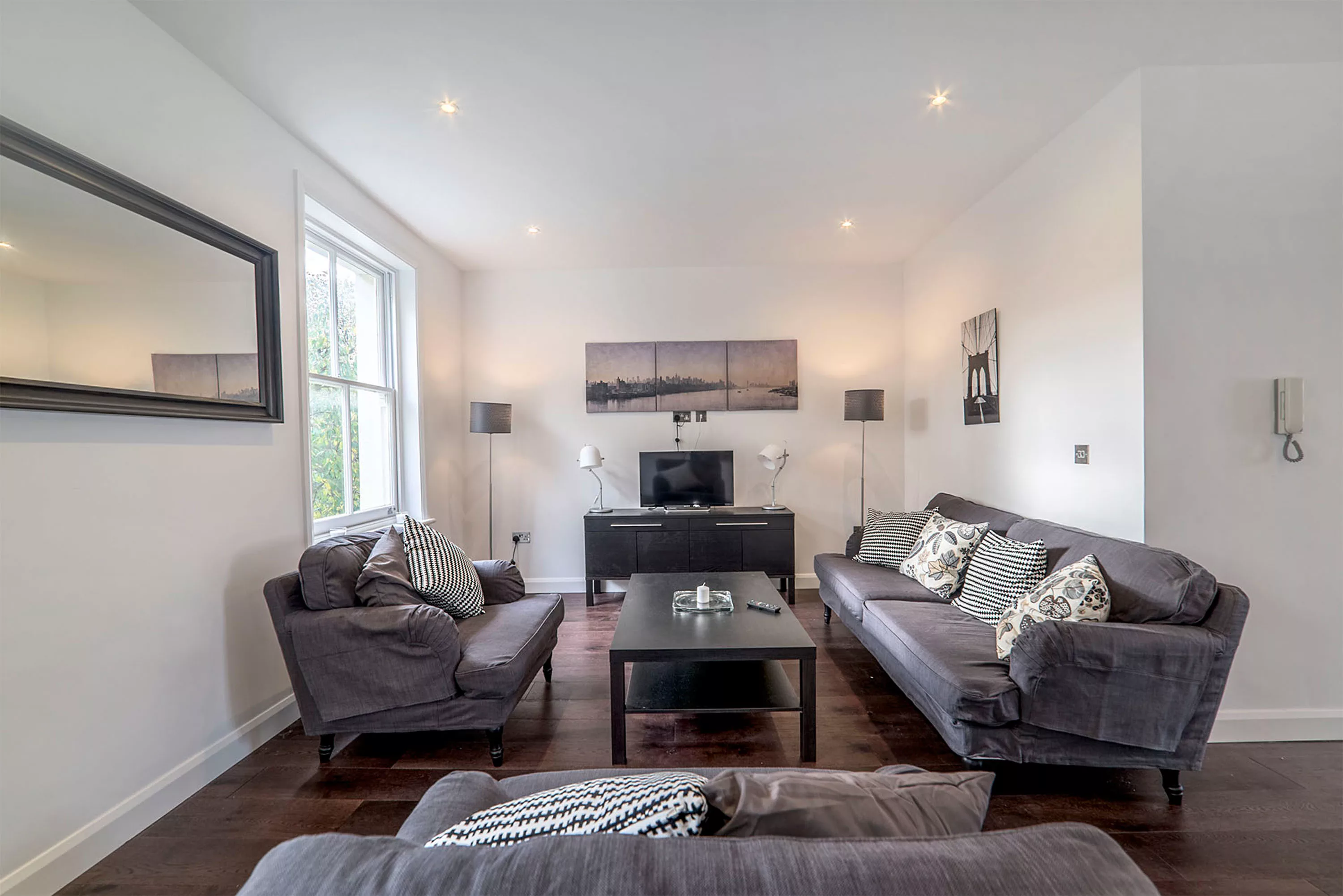 Flat E, 23 Porchester Square, Bayswater, London, England W2 6AN, United Kingdom - porchester-house-03-11-22-53-5353_zoixgd