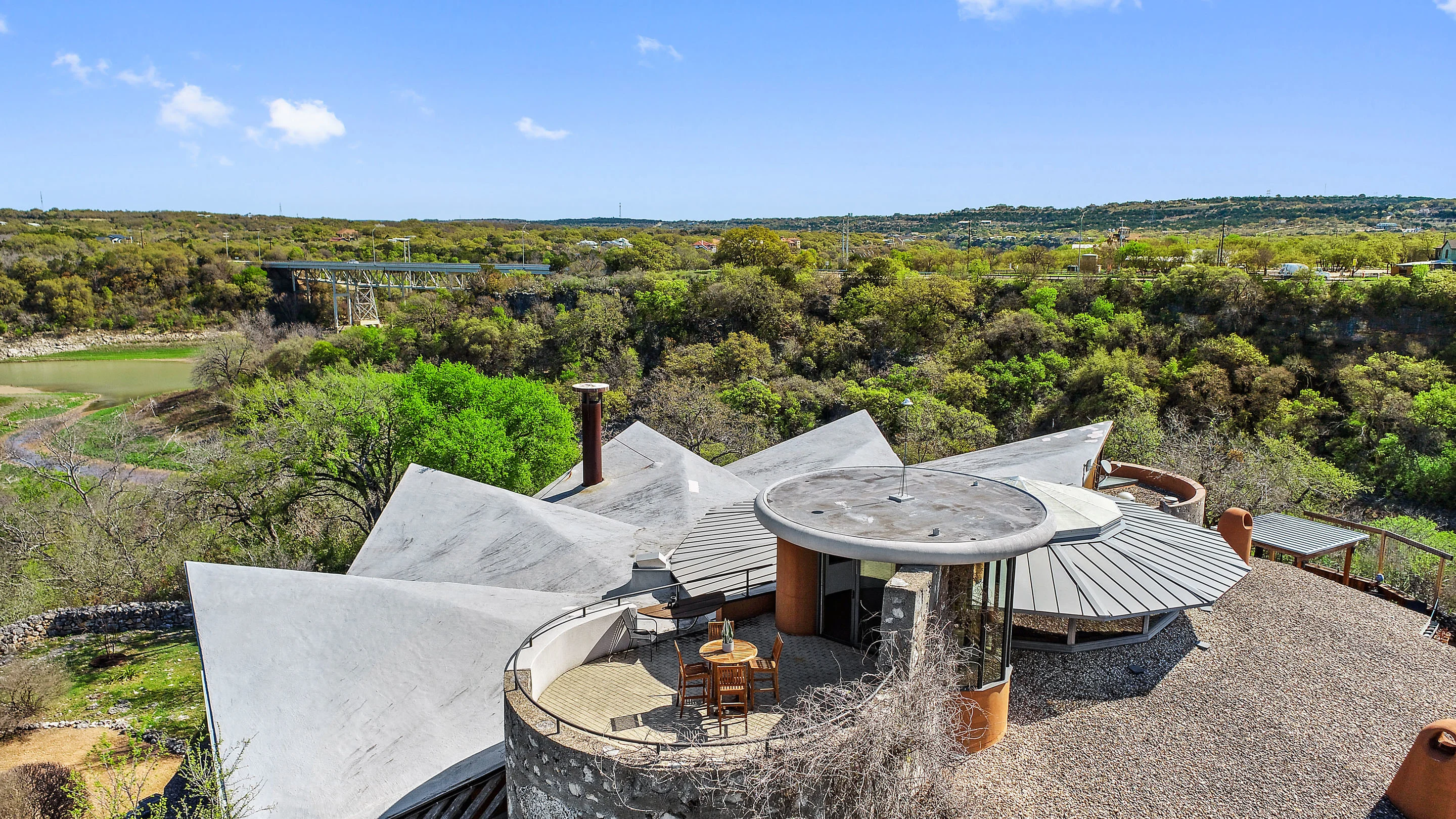 4002 Tyx Trail, Near Austin, Texas 78669 - 4002-tyx-trail-spicewood-tx42_x2toxi