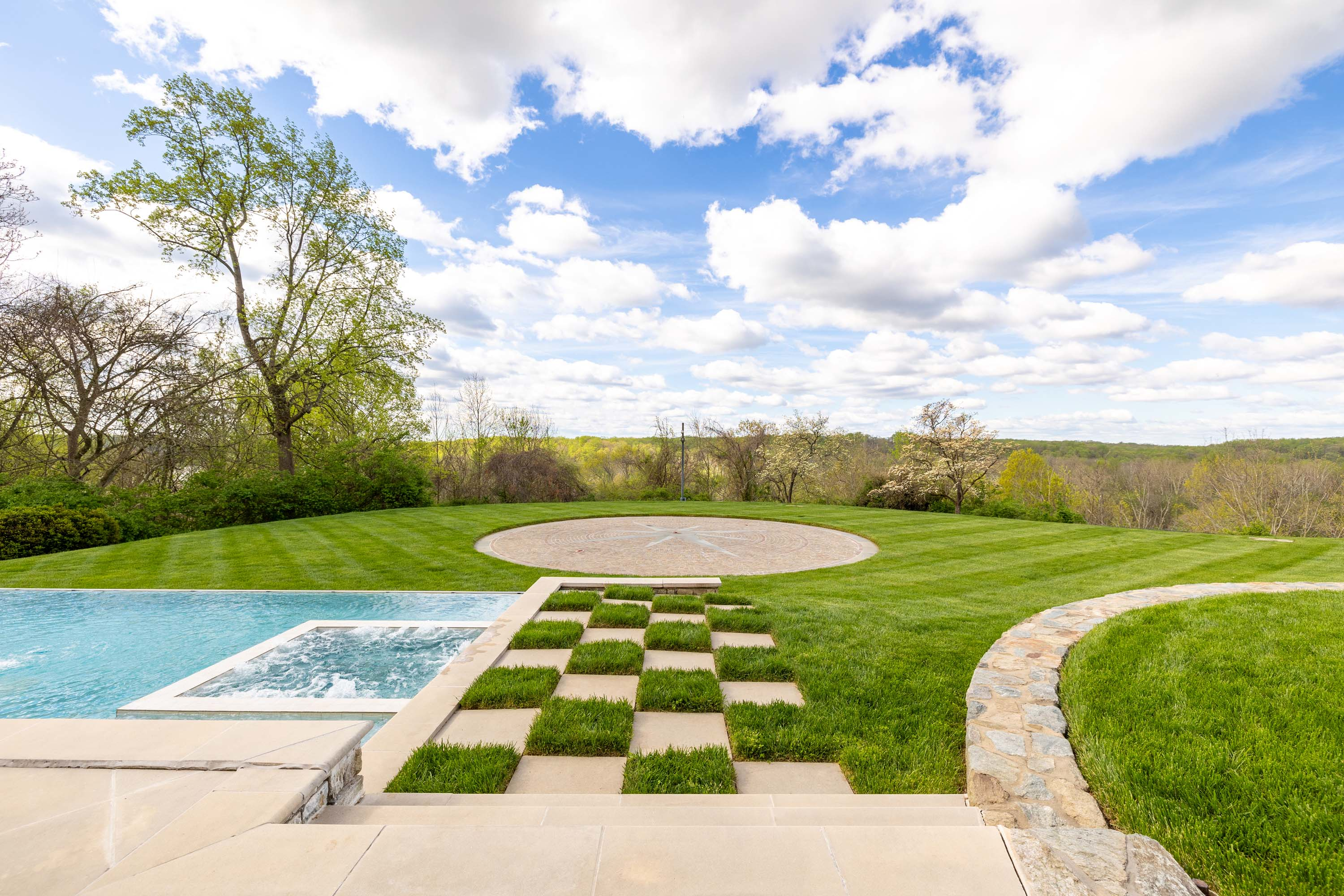 46 11900 River Rd, Potomac, MD 20854 - Luxury Real Estate - Concierge Auctions