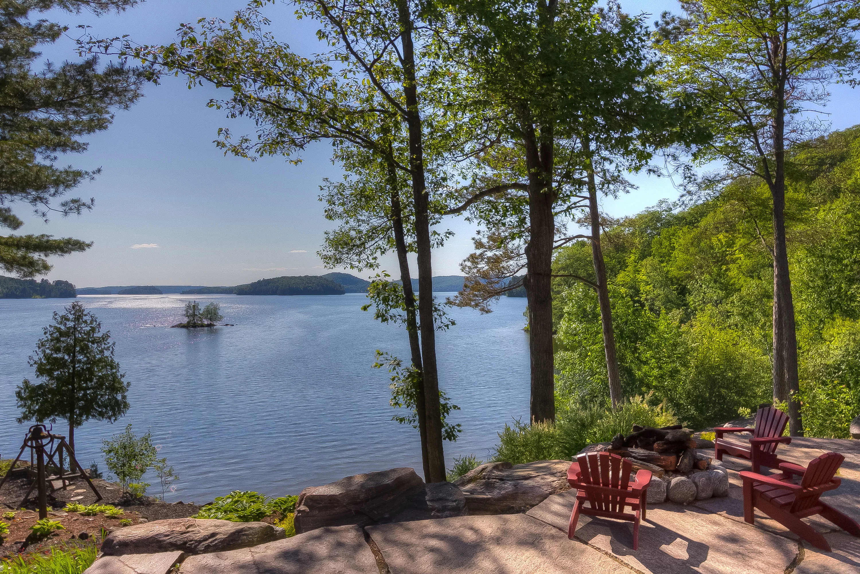 1100 Delbrooke Road, Dwight, Lake of Bays, Ontario , Canada - 1100-delbrooke-road-dwight-lake-of-bays-ontario-canada-05-19-21-04-044_v5ajjx