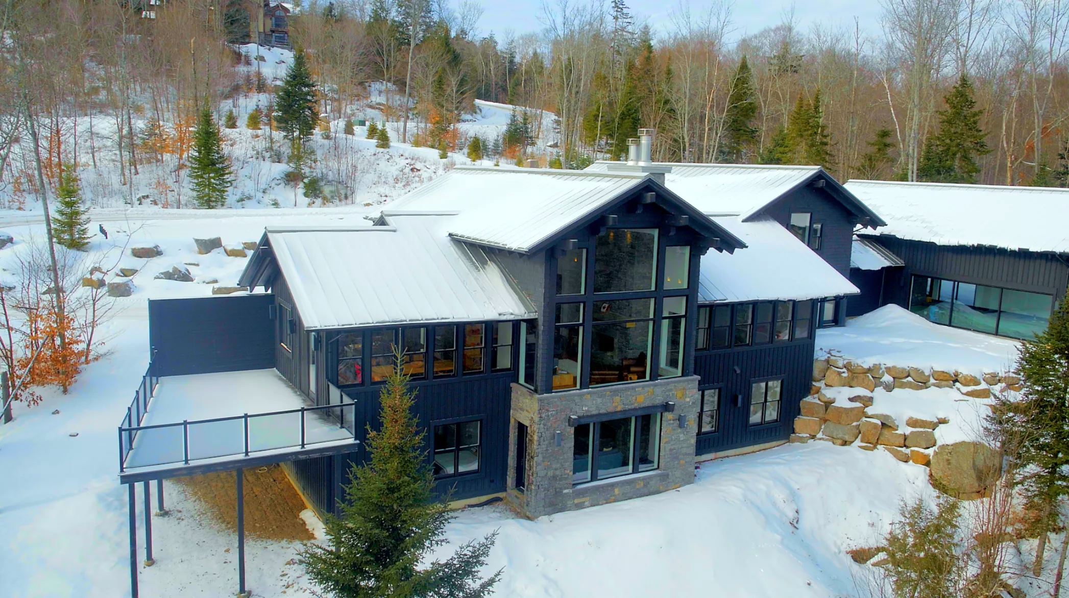 11 Chemin Killarney, Mont-tremblant, Quebec J8E 0C8, Canada - Screen_Shot_2018-01-22_at_4.38.51_PM_oge55k