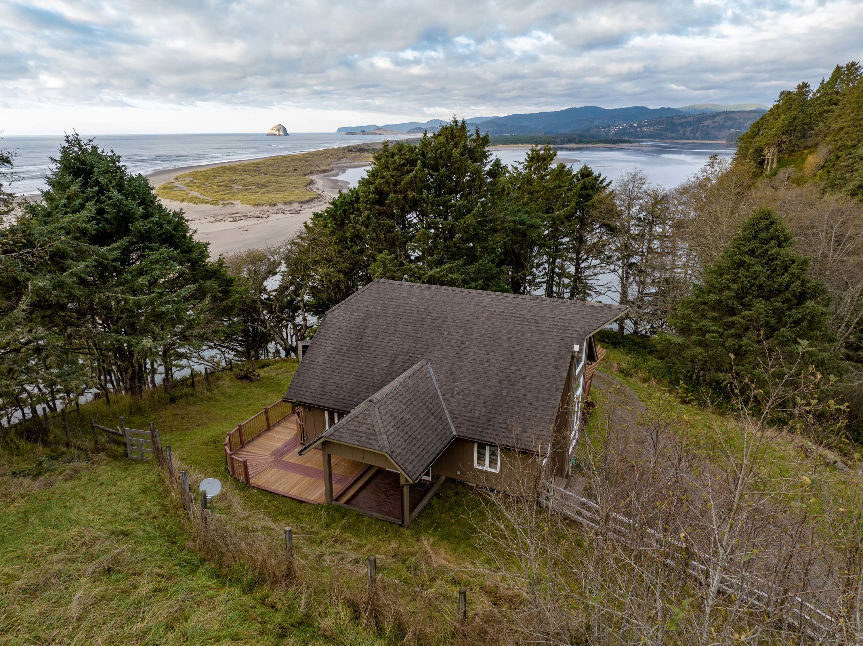 Nestucca Sea Ranch | 41900 Horizon View Avenue, Central Coast, Cloverdale, Oregon 97112 - 41_-_68_-_069-41900_Horizon_View_Ave-69_x2hbjs