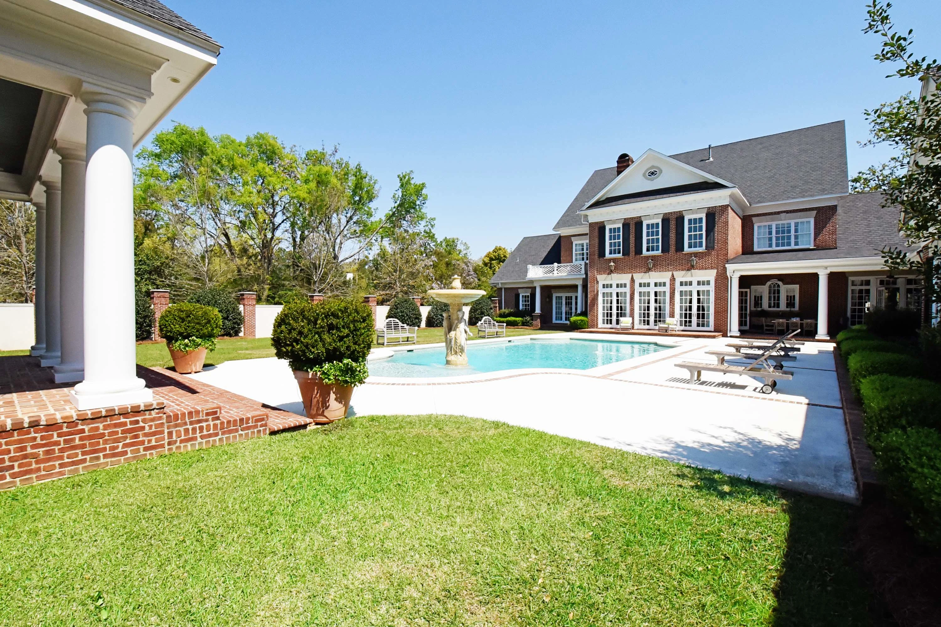 403 North Cherokee Avenue, Dothan, Alabama 36303 - 403-north-cherokee-avenue-dothan-alabama76_ornoek
