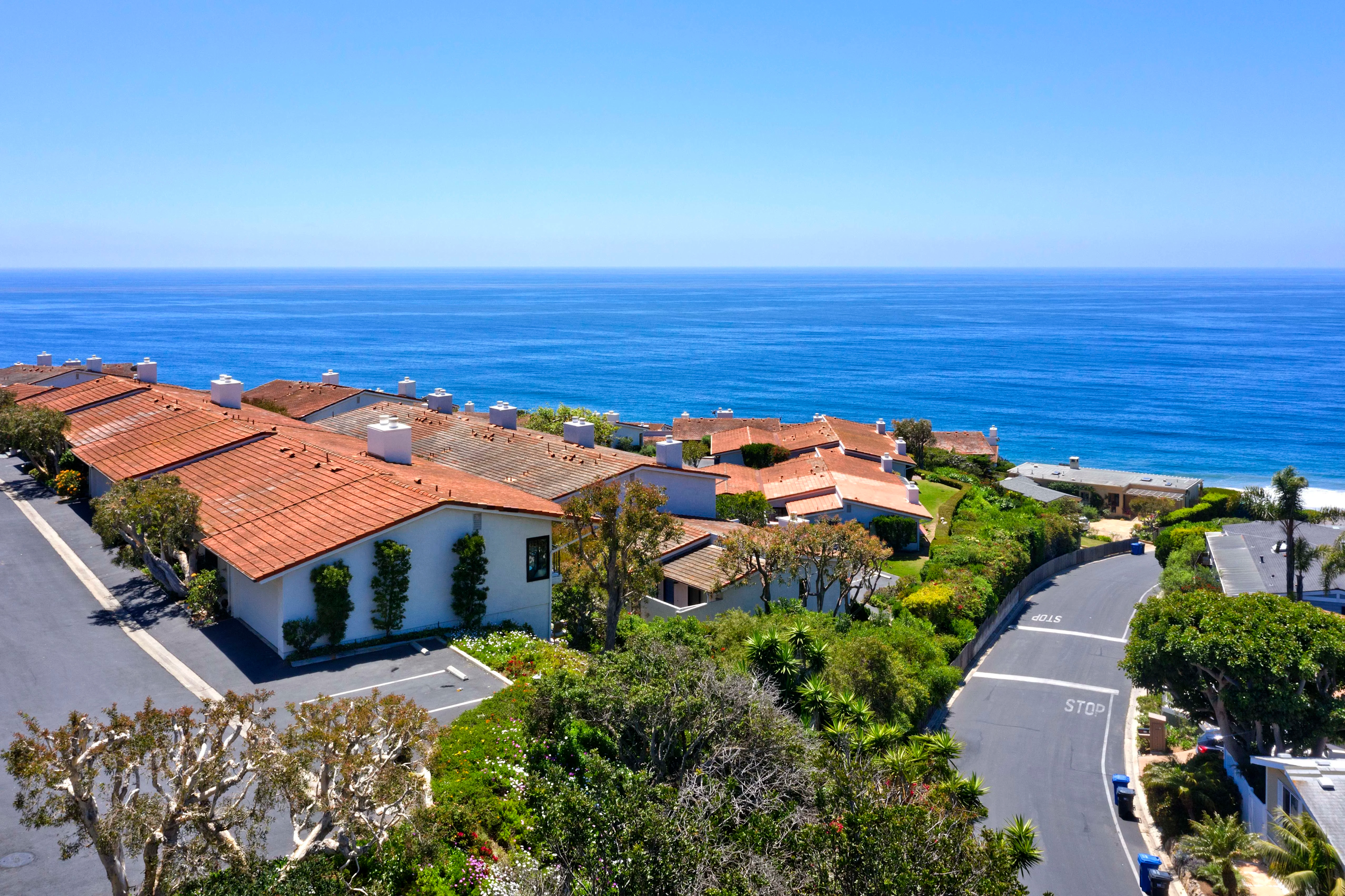 6763 Las Olas Way, Malibu, California 90265 - 6763-las-olas-way-malibu-california_50_mxvfbv