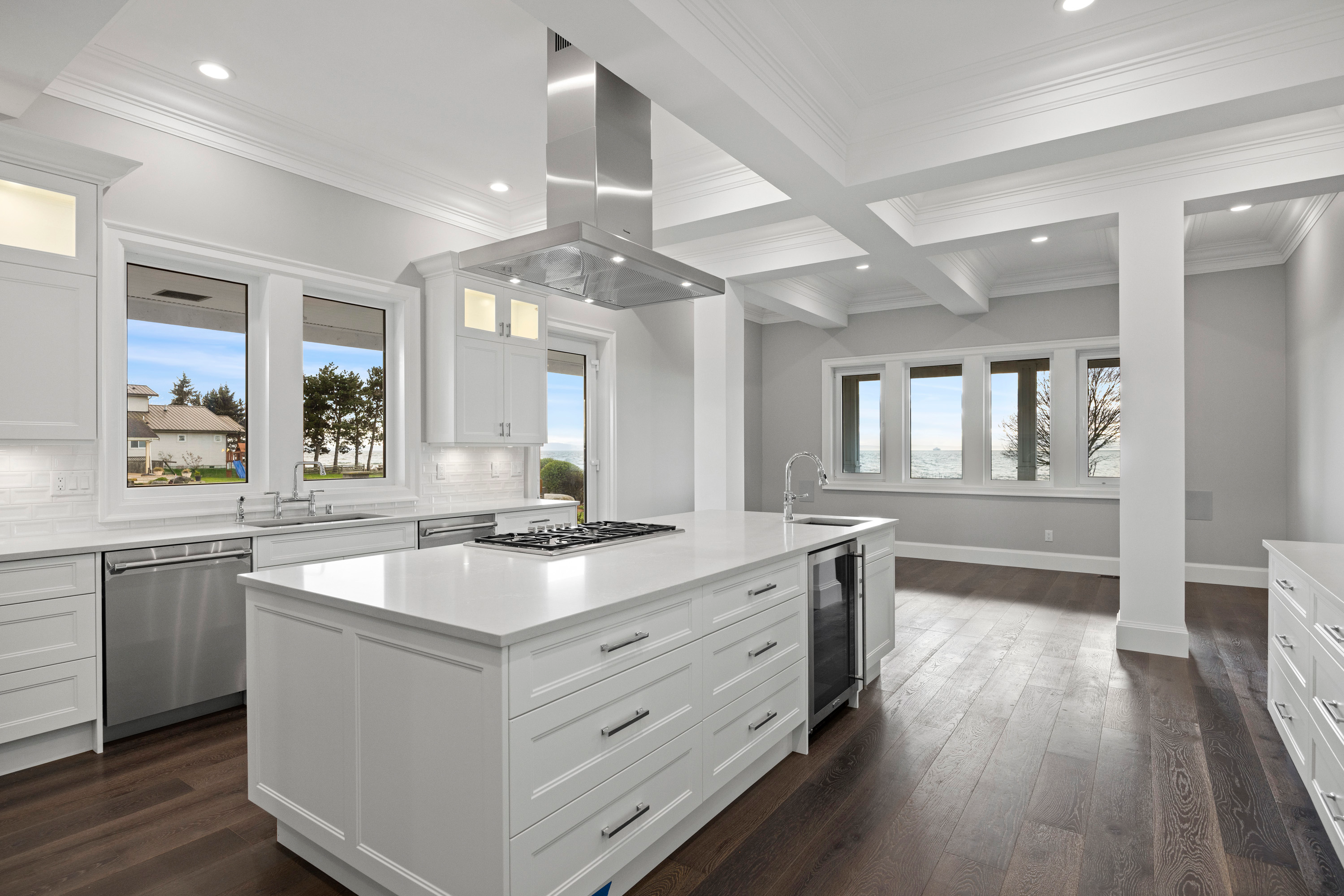 011 581 Marine Drive, Point Roberts, WA