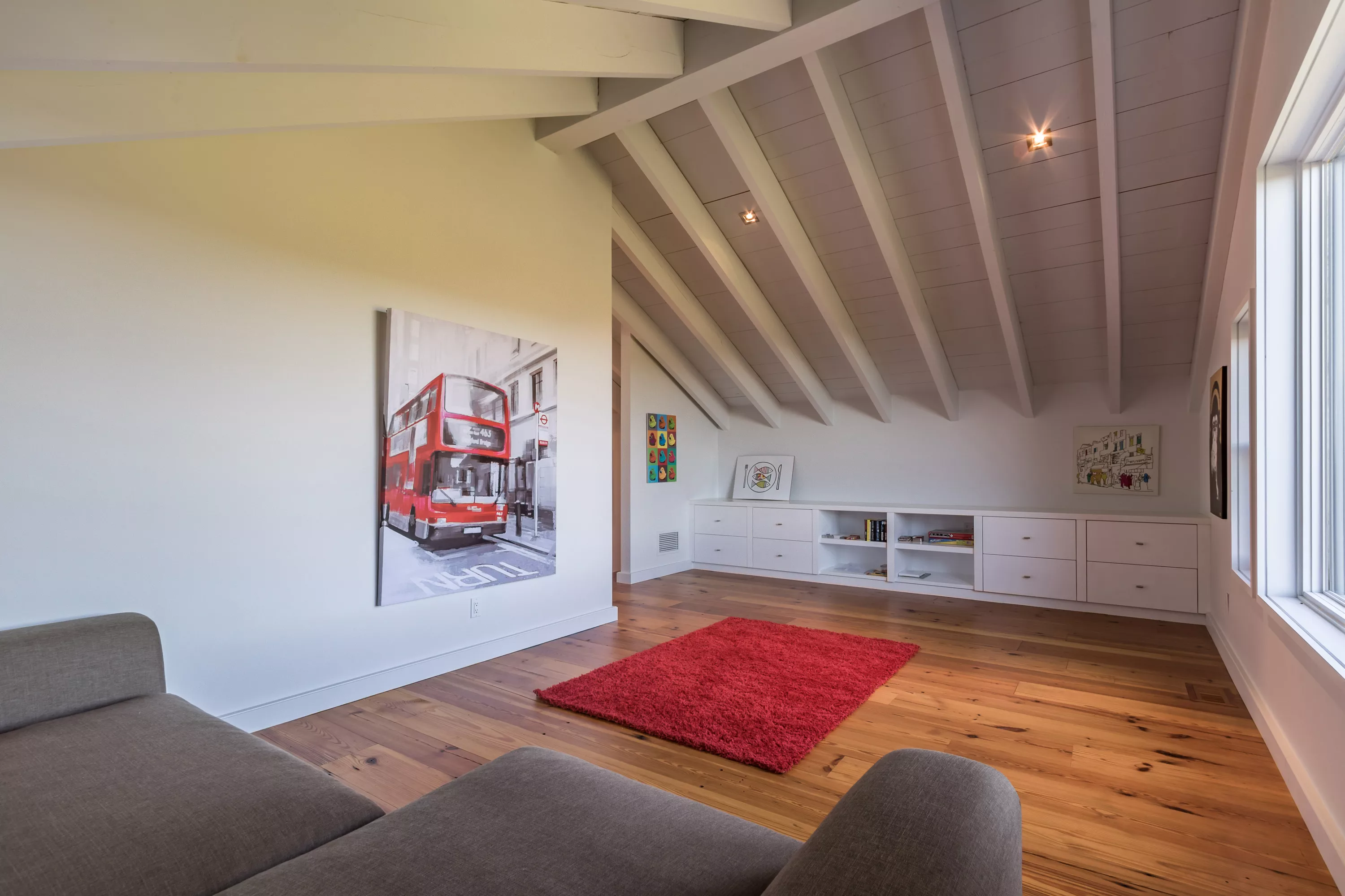 11 Chemin Killarney, Mont-tremblant, Quebec J8E 0C8, Canada - 11_Chemin_Killarney_Mont_Tremblant_Quebec_Canada30_hued7y