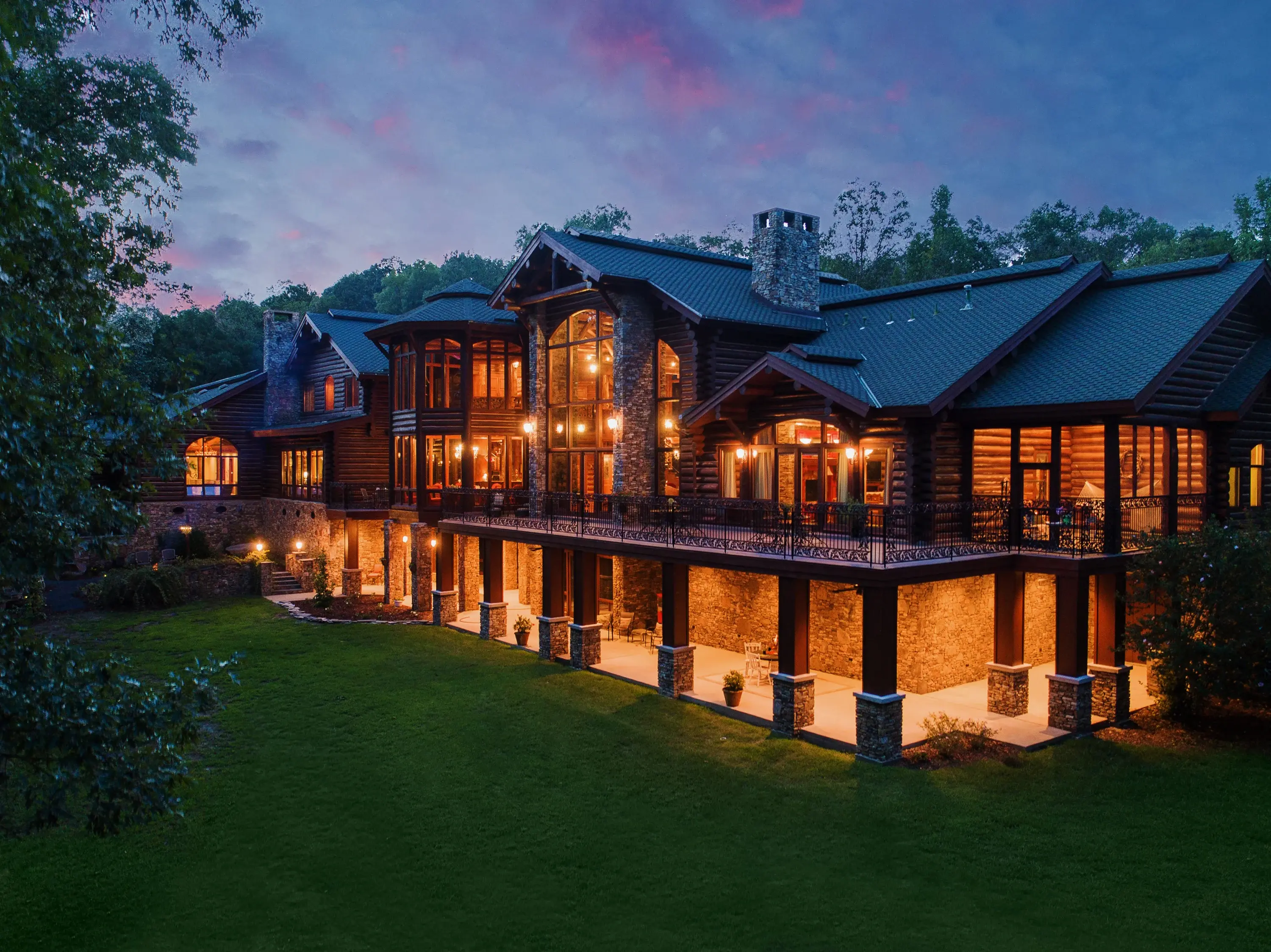 291 Valley Cruise Lane, Near Huntsville, Alabama  - 291-valley-cruise-lane-arab-alabama02_nfeytp