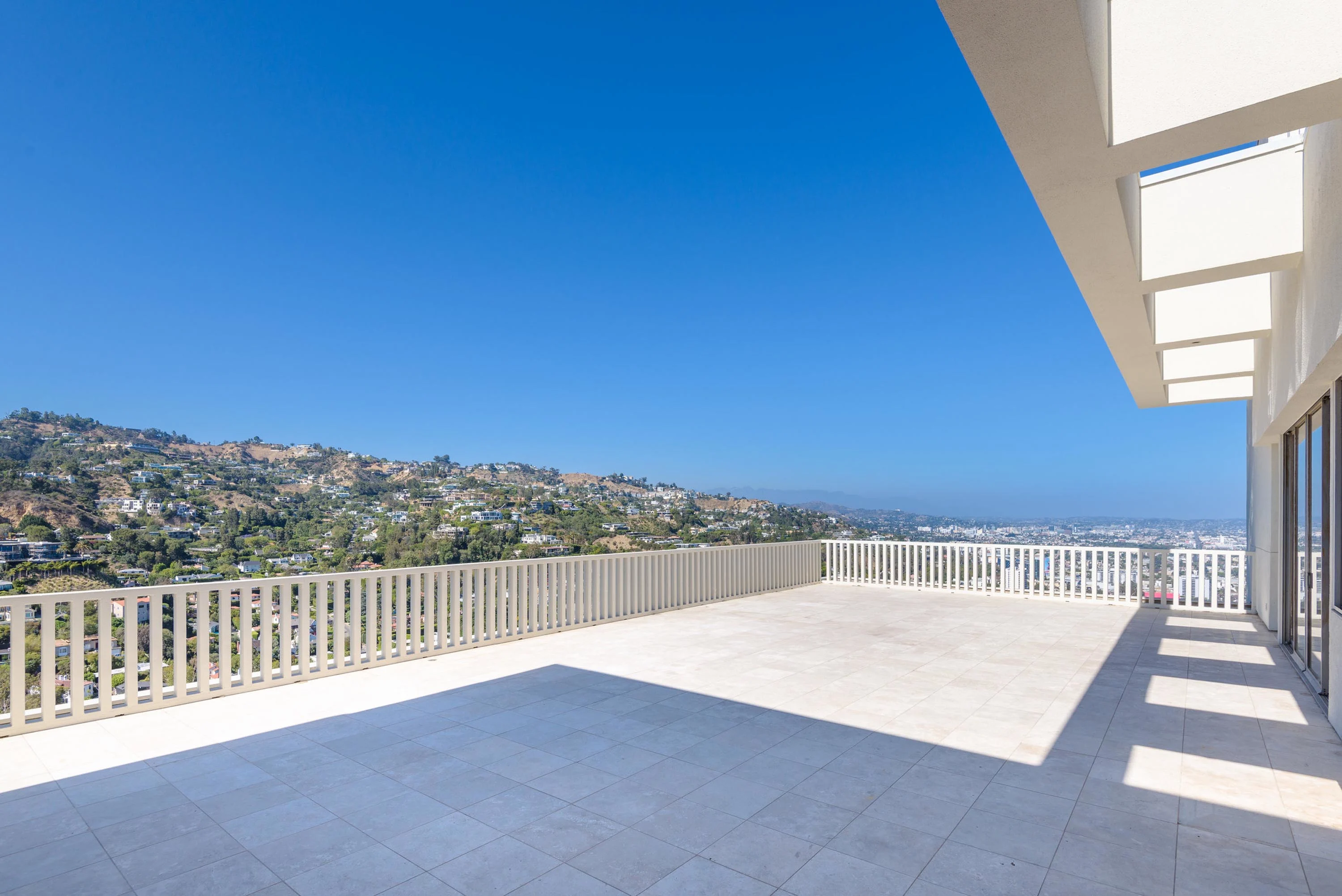 9255 Doheny Road PH1 and 2, West Hollywood/Beverly Hills, California 90069 - 9255-doheny-road-ph1-ph2-west-hollywood-california07_fiprqc