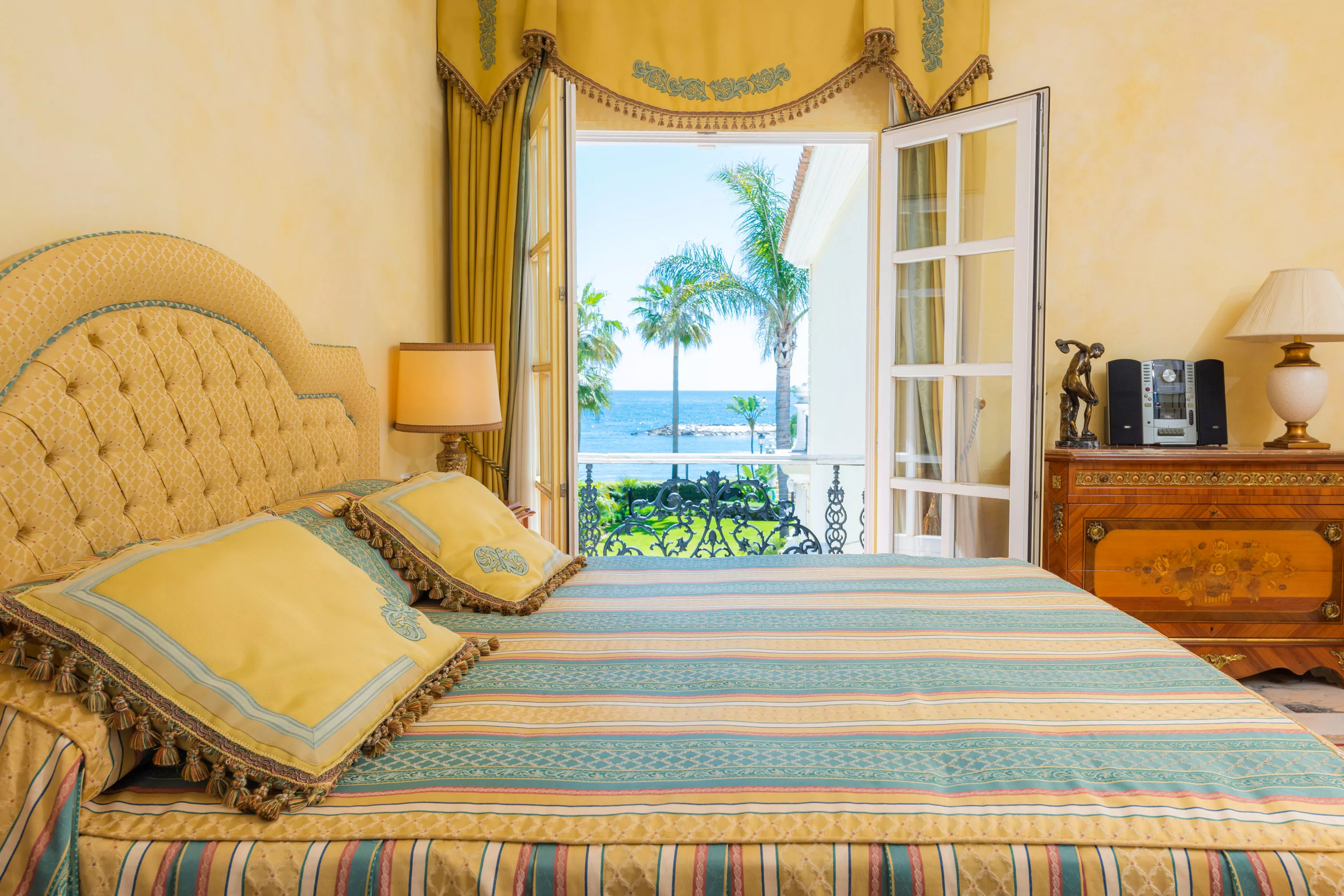 Arrabal el Rodeo 7, Marbella, Malaga 29660, Spain - el_martinete_marbella_spain_37_mncsju