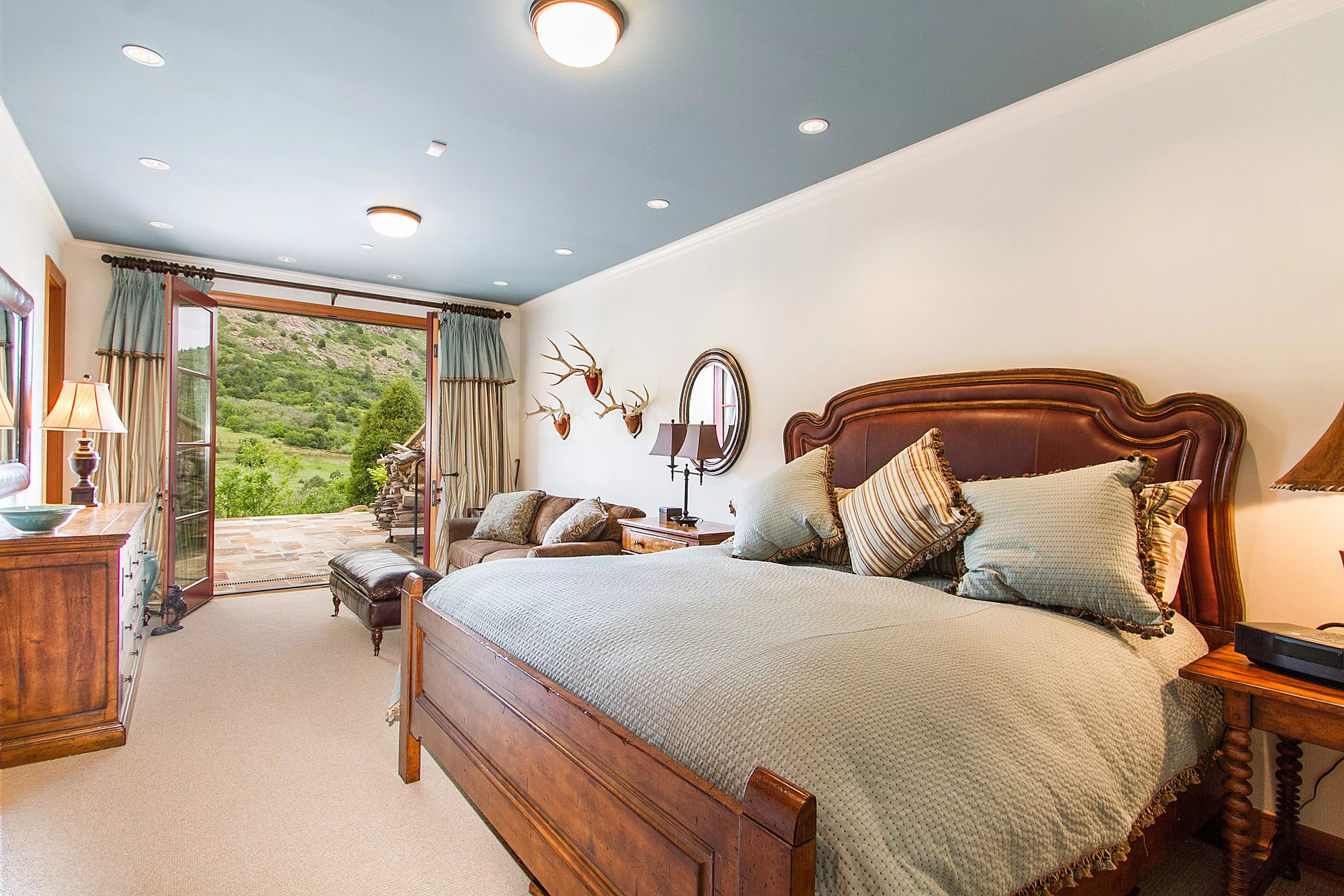 12612 White Deer Drive, Denver, Colorado 80127 - 12612-white-deer-dr-littleton-co-19-23-07-54-5454_e8fh9w