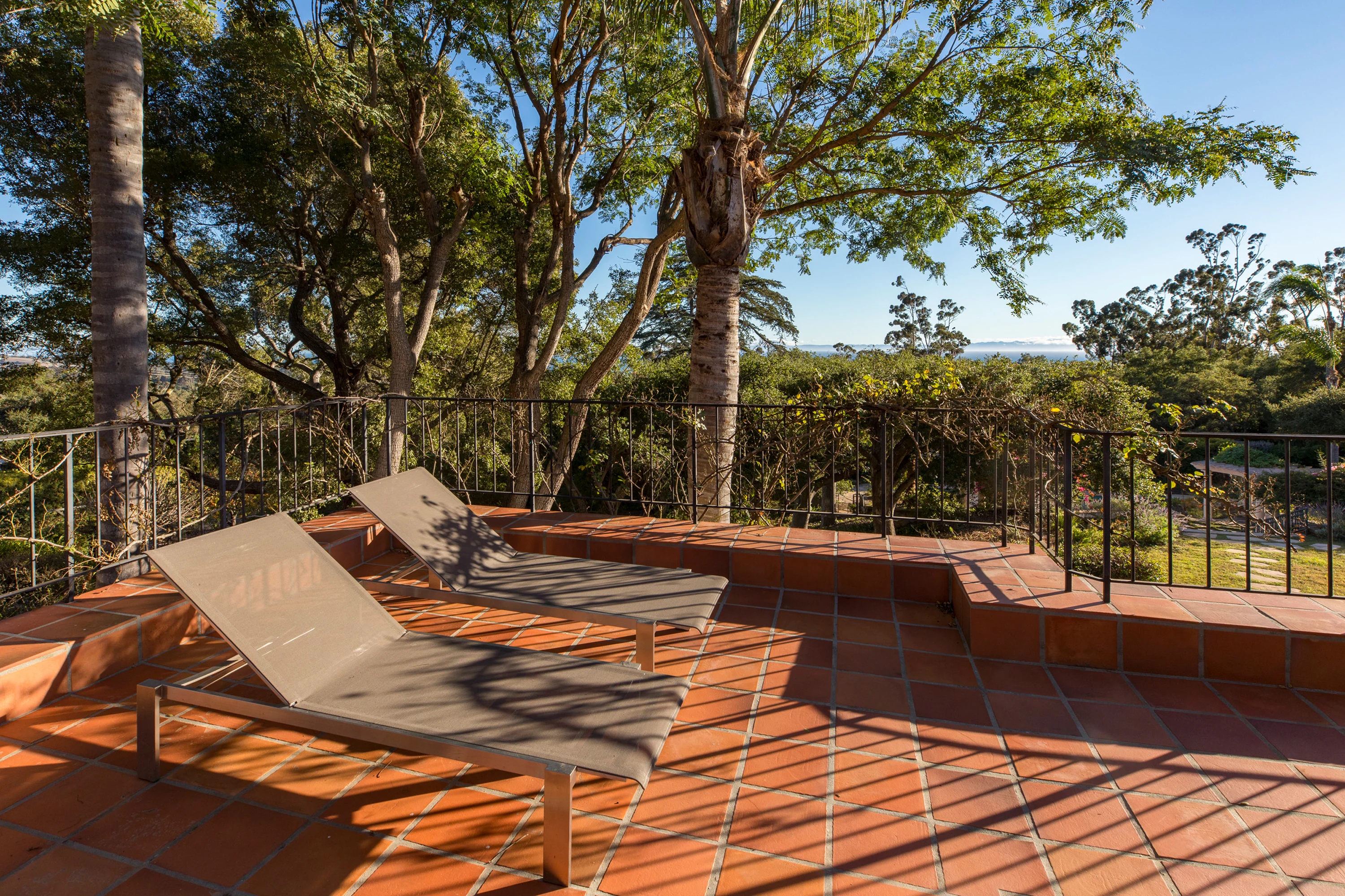 859 Picacho Lane, Montecito, California  - 859-picacho-lane-santa-barbara-california20_mrlime
