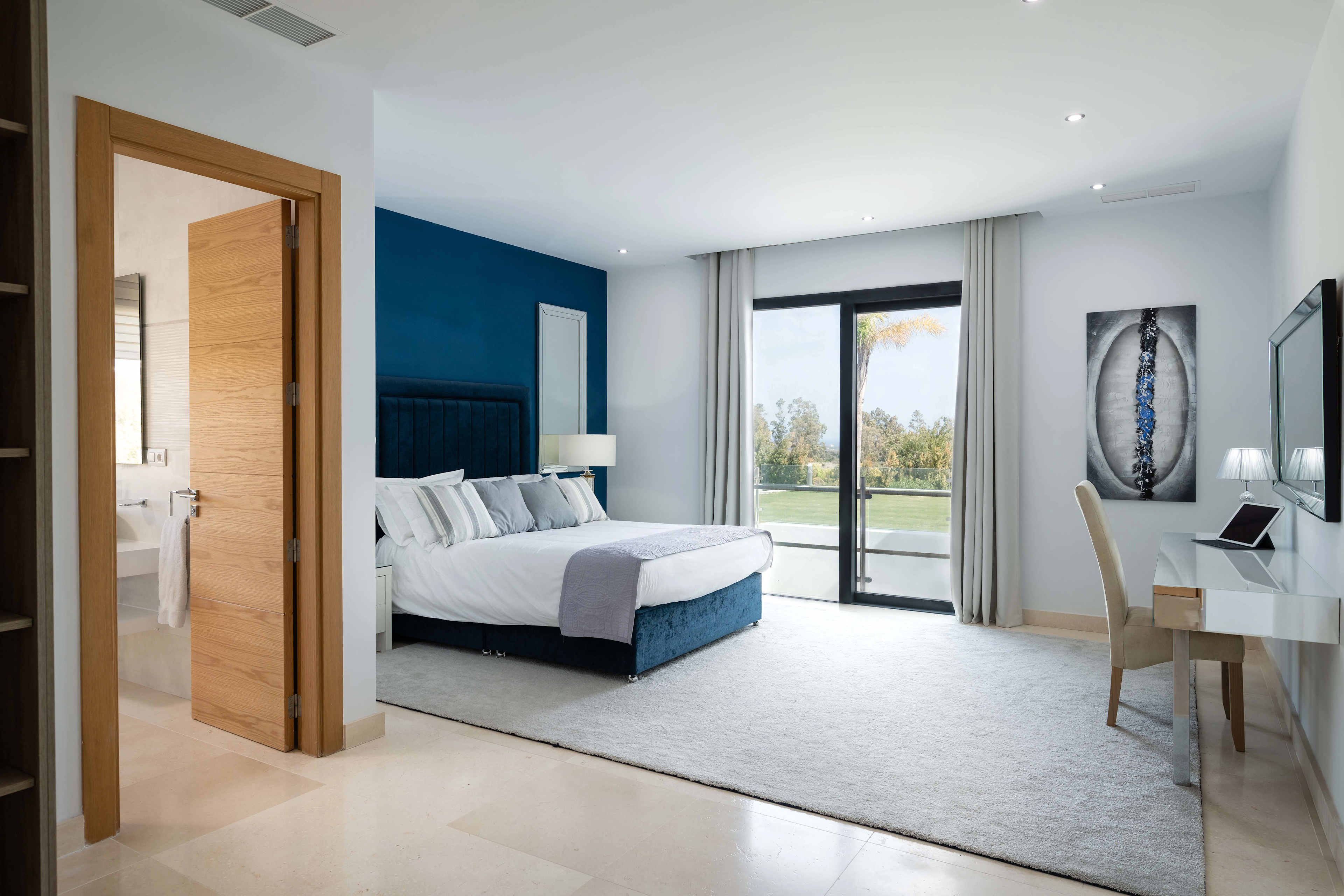 29 Calle Lentisco, Sotogrande, Cádiz 11310, Spain - villa-monterey-sotogrande-spain_18_fqoiic