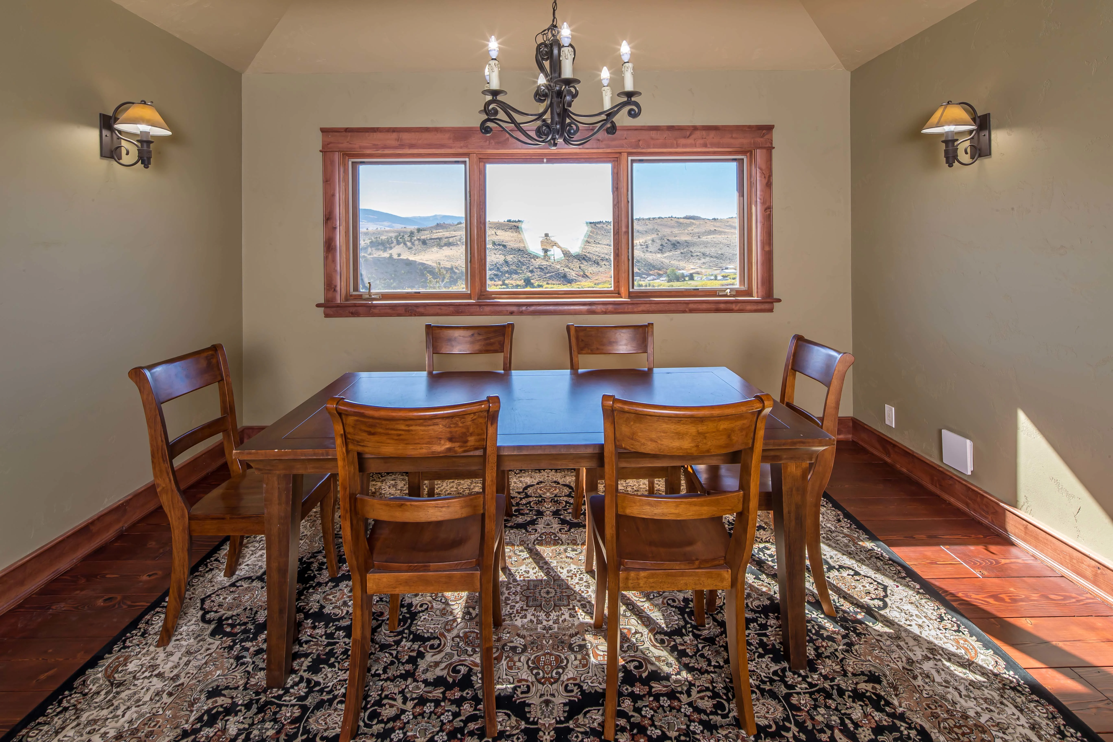 234 Fleshman Creek, Near Bozeman, Montana 59047 - 234-fleshman-creek-livingston-montana_29_tsii1y