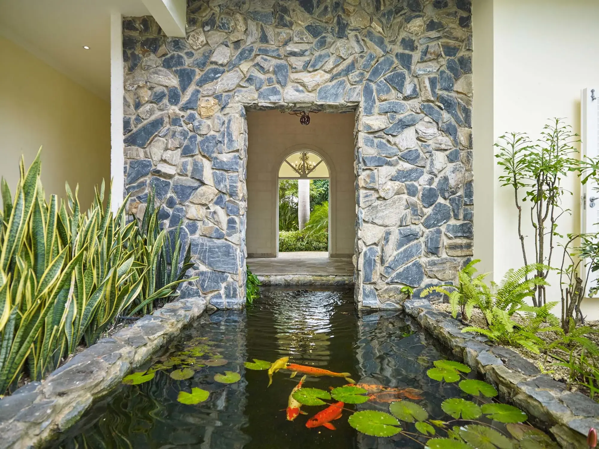 9 Westland Heights, Saint James, Saint James , Barbados - villa-alba-saint-james-barbados_03_lpzxds