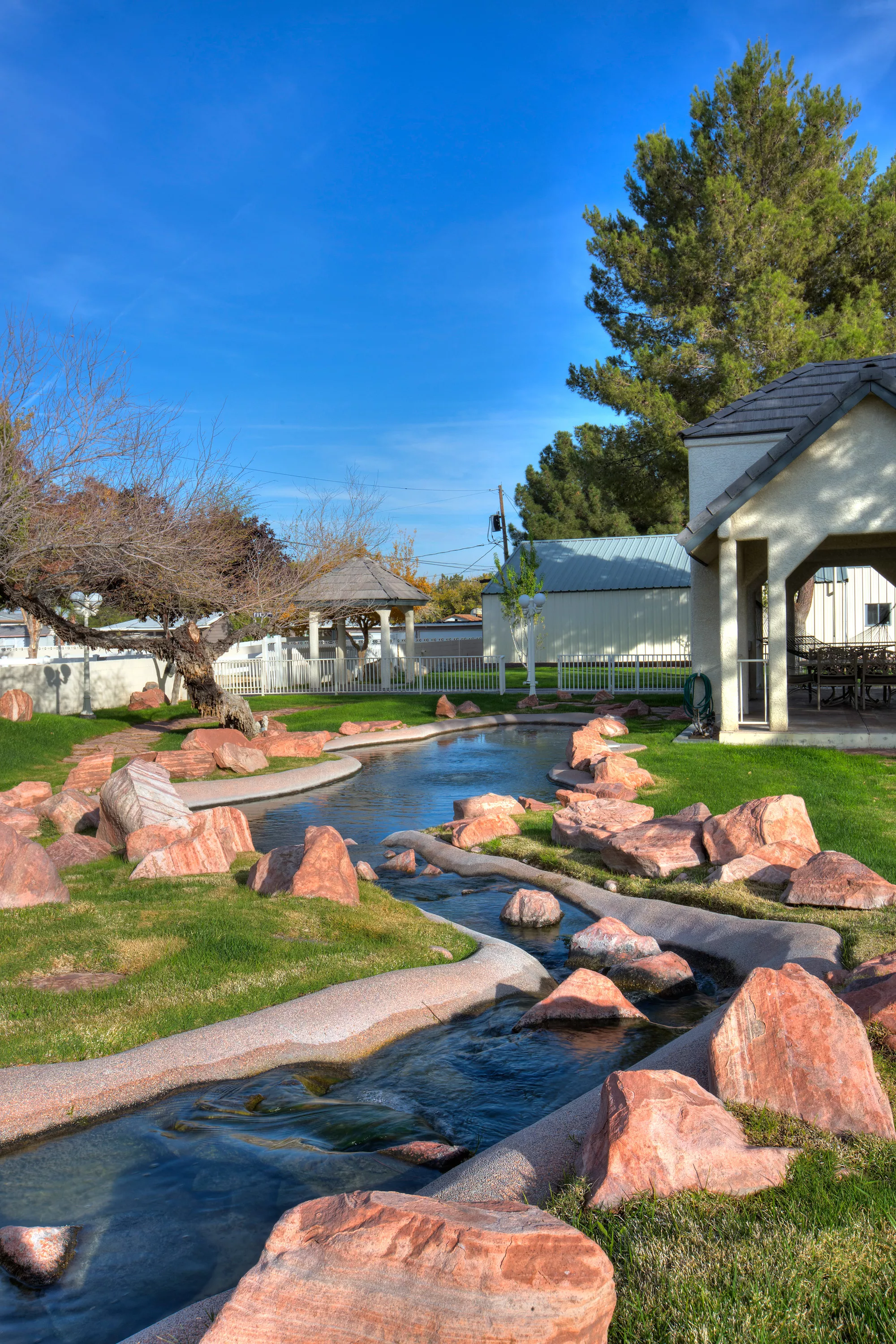 3910 E Russell Rd, Las Vegas, Nevada 89120 - 3910_e_russell_rd_las_vegas_nv-22_vydb08