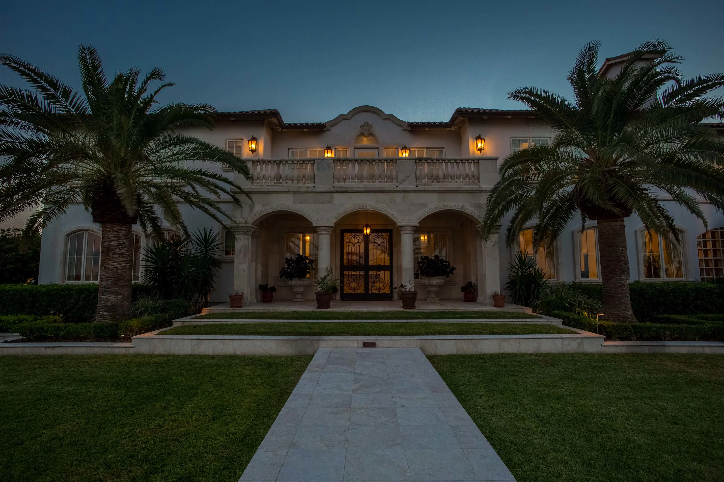  3825 Ocean Drive, Corpus Christi, Texas 78411 - 3825-ocean-drive45_bfcjfm